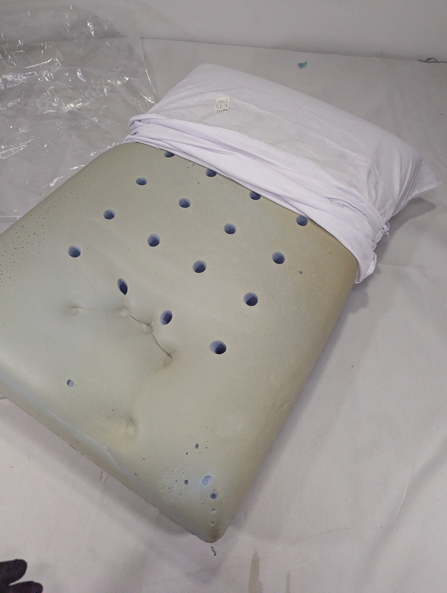 Imported Authentic Memory foam Pillow P094