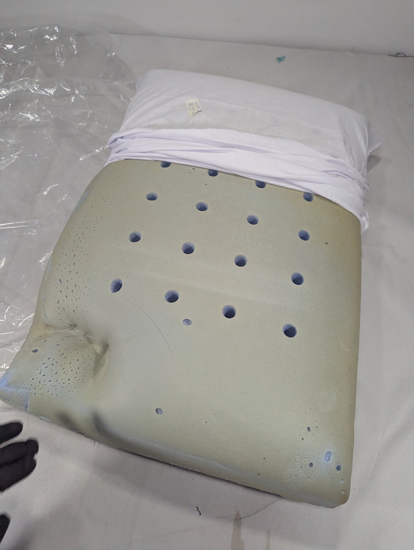 Imported Authentic Memory foam Pillow P094