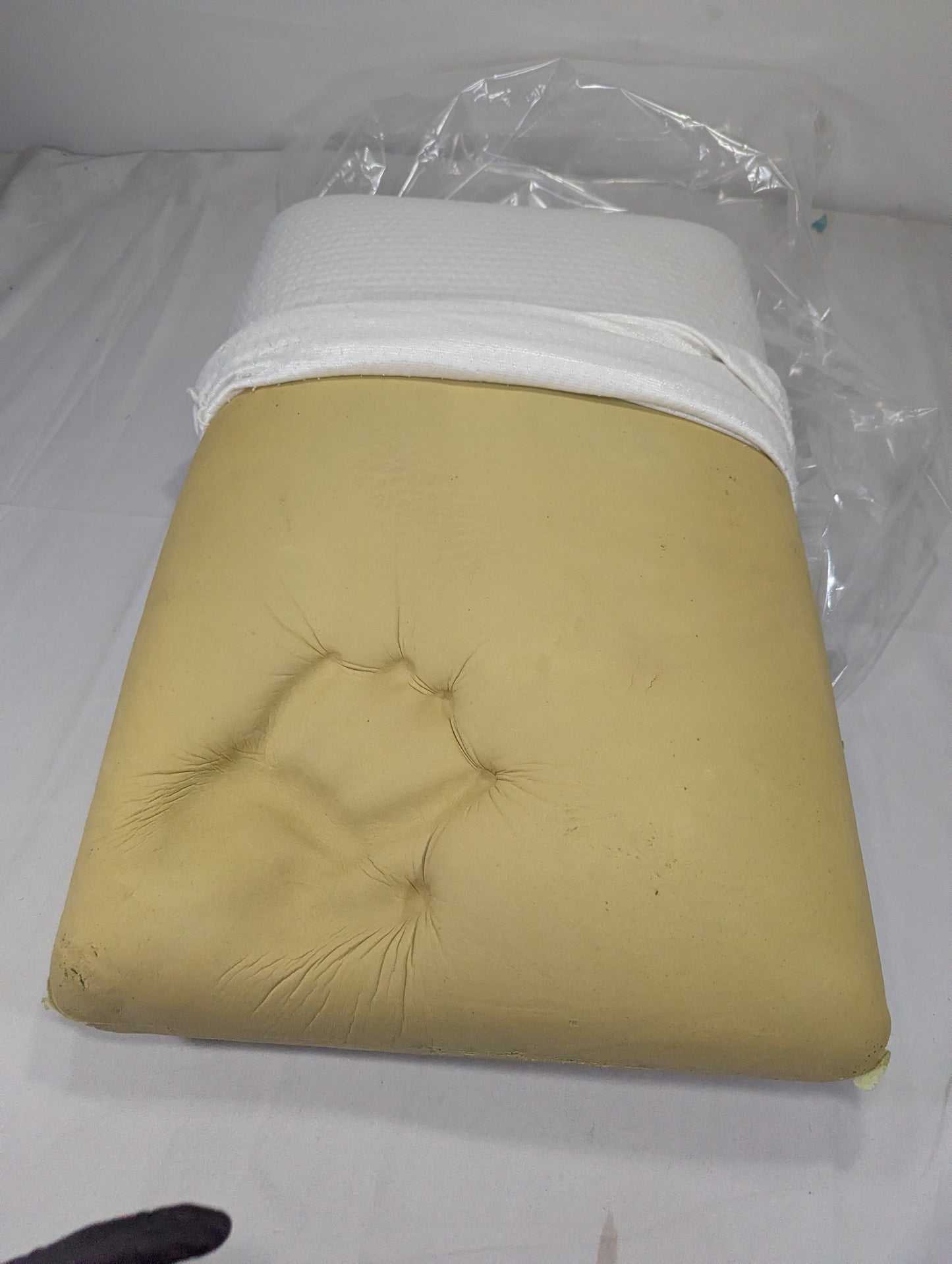 Imported Authentic Memory foam Pillow P098