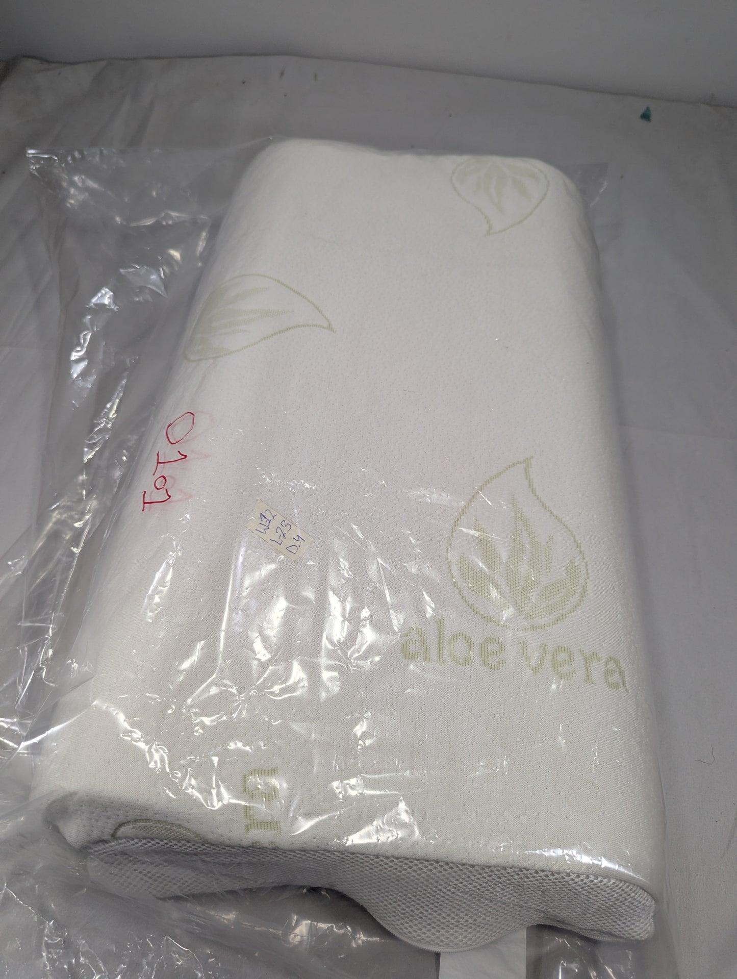 Imported Authentic Memory foam Pillow P0101