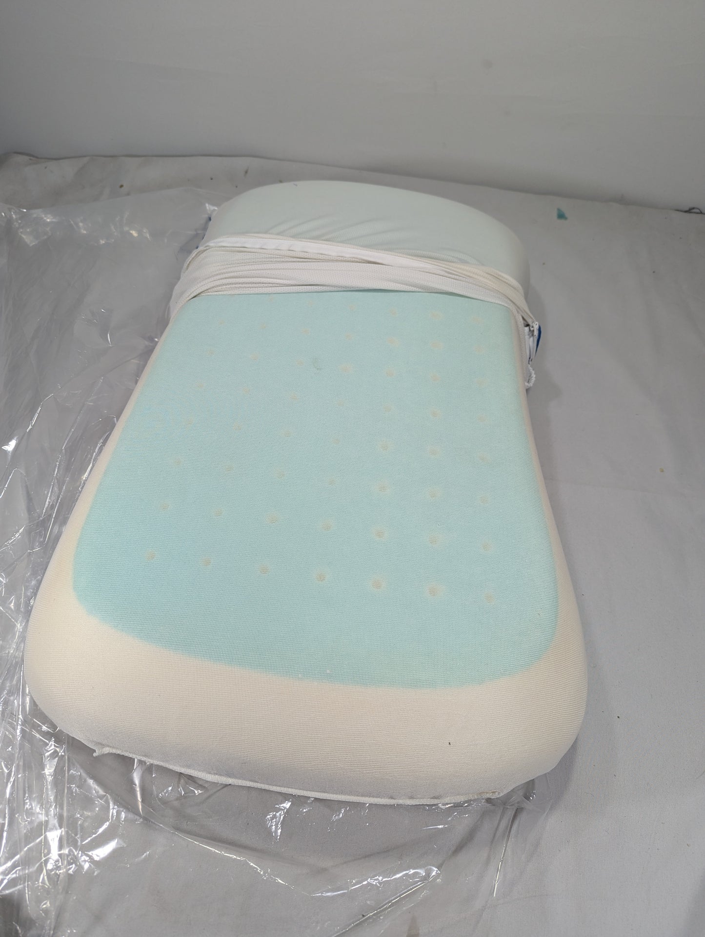 GEL Imported Authentic Memory foam Pillow P0105