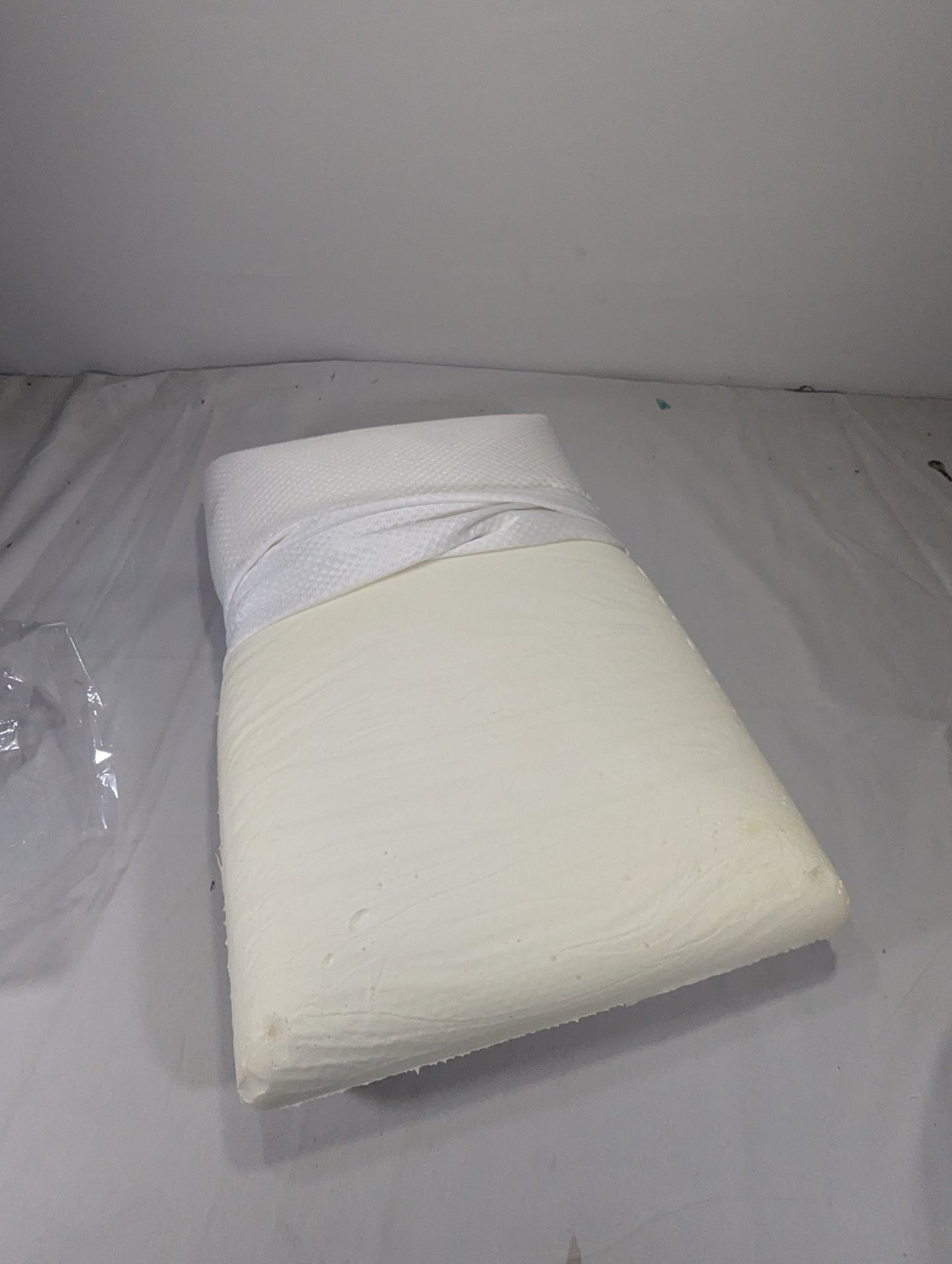 Imported Authentic Memory foam Pillow P0110