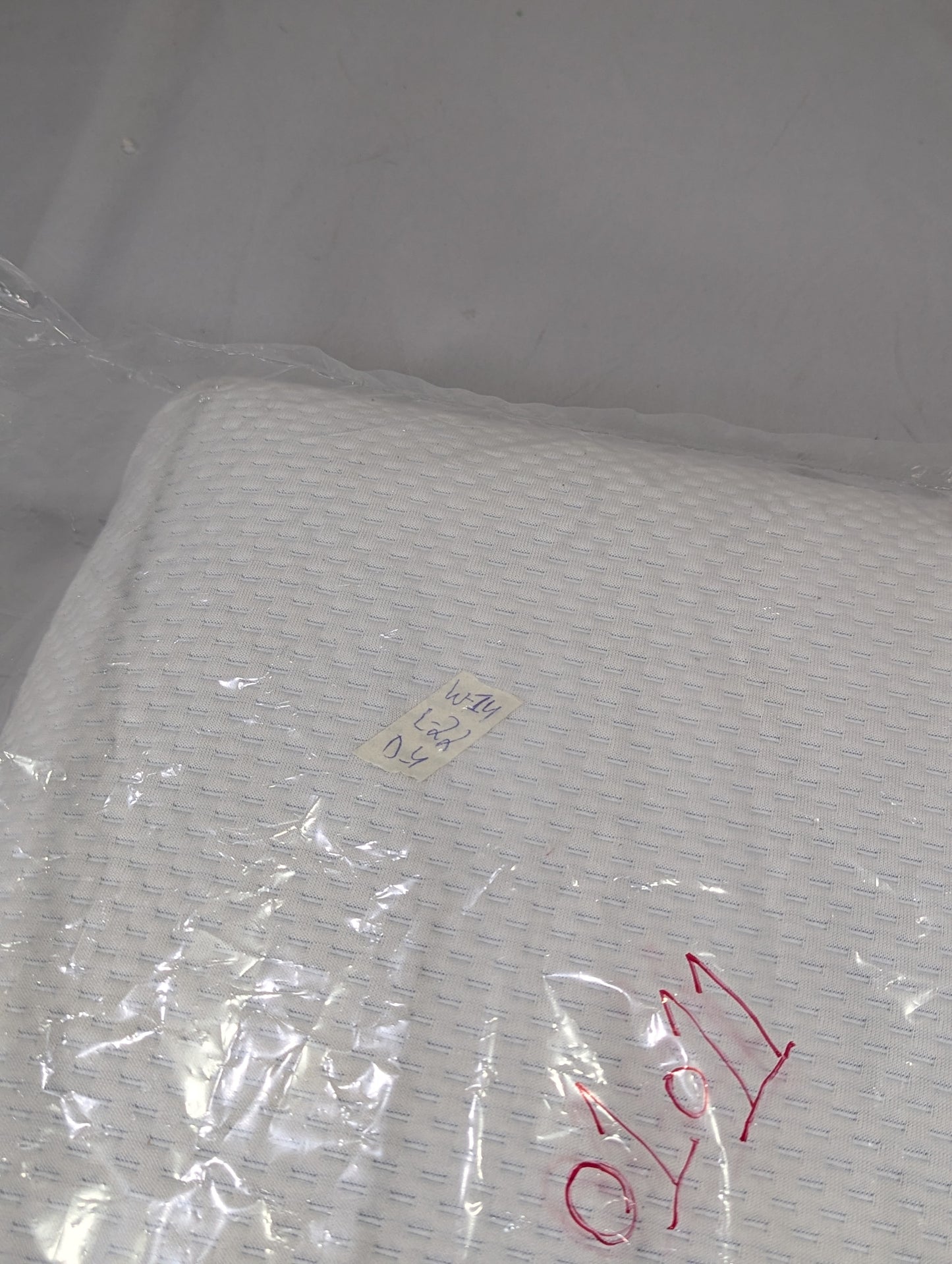 Imported Authentic Memory foam Pillow P0111