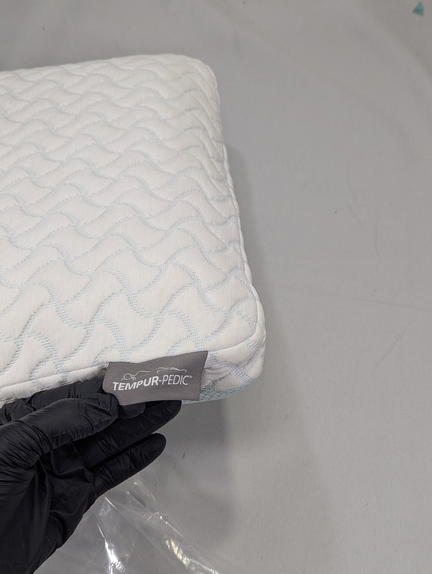 Imported Authentic Memory foam Pillow P0116