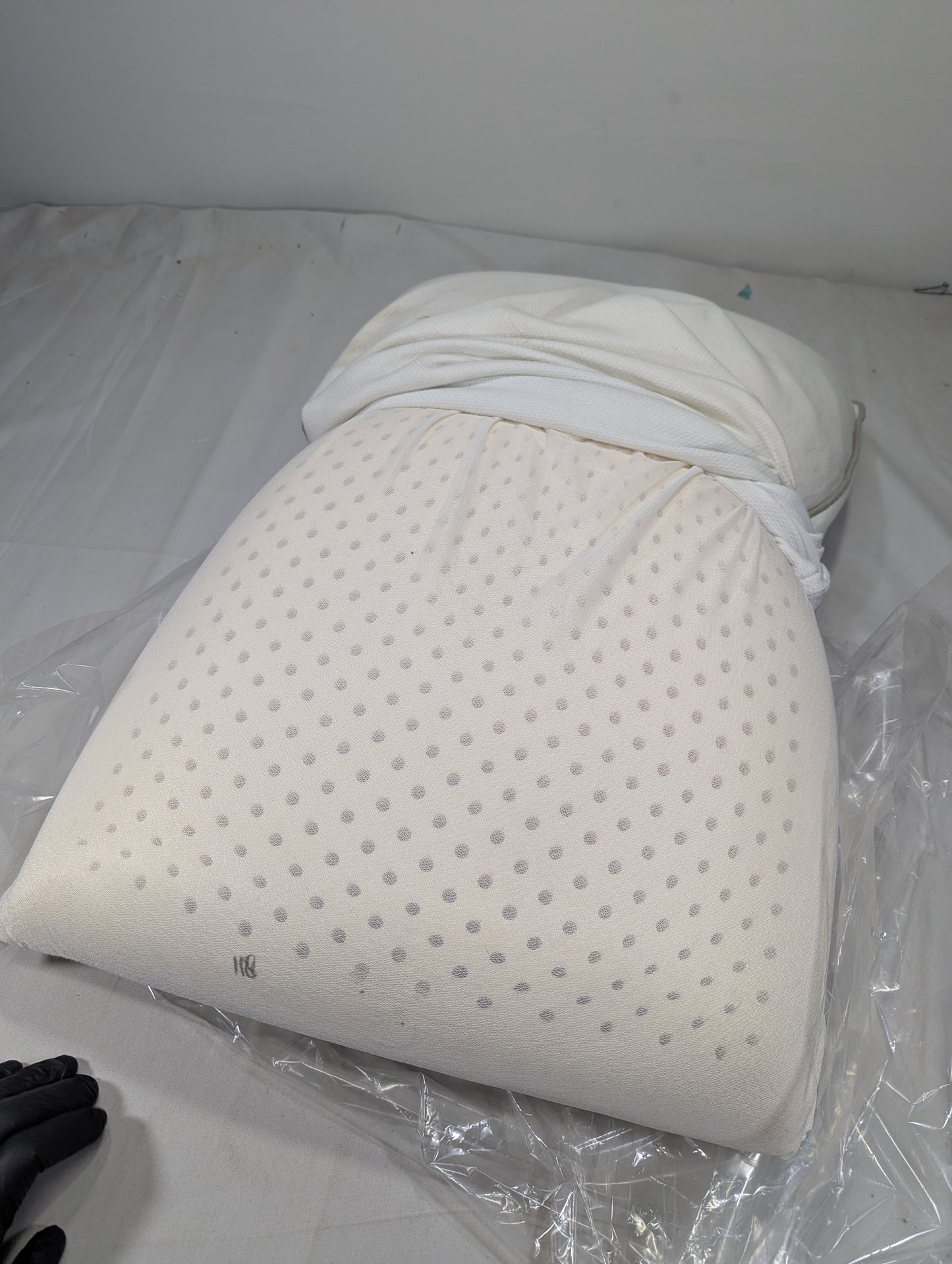 LATEX Imported Authentic Memory foam Pillow P0118