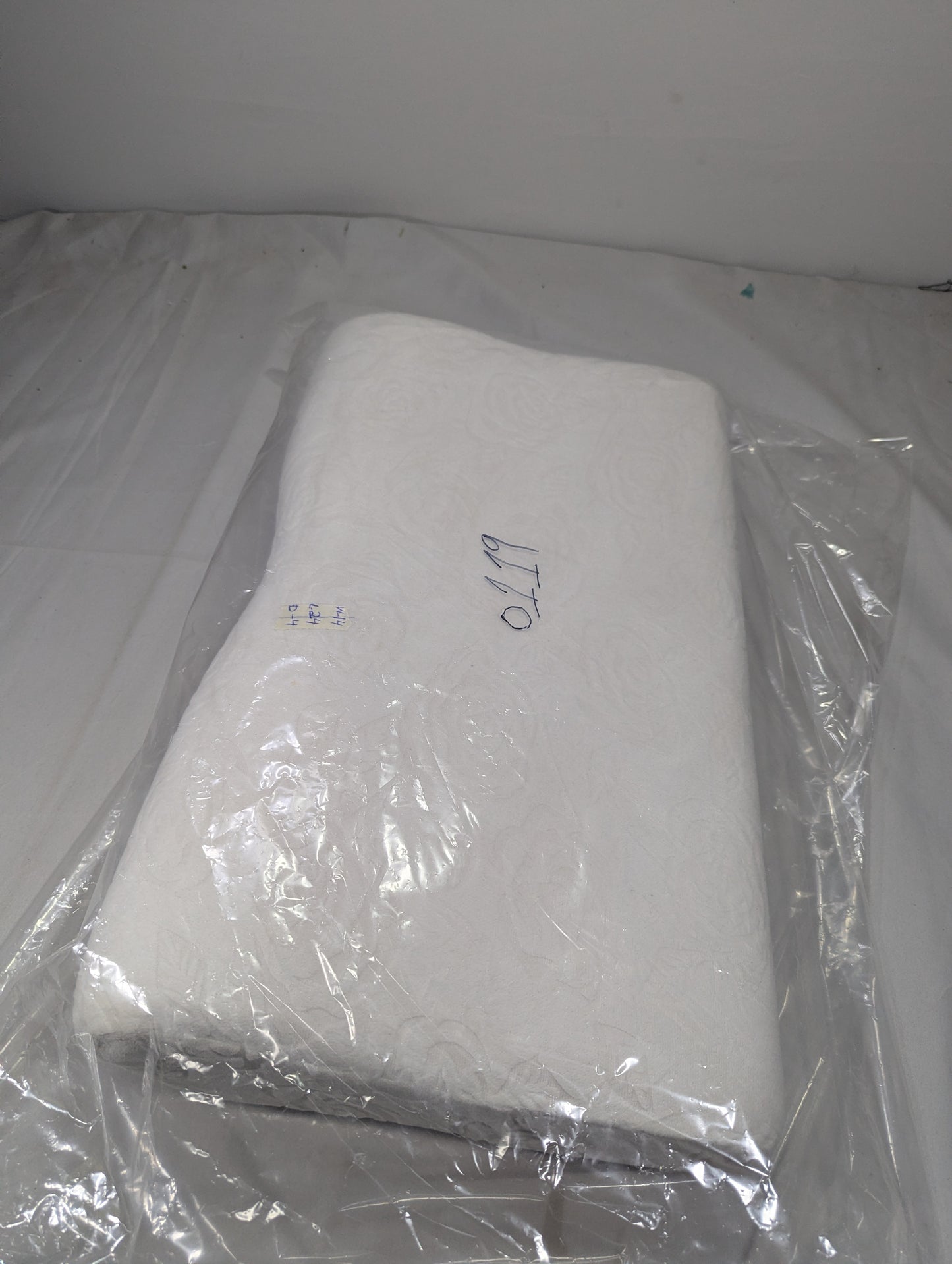 Imported Authentic Memory foam Pillow P0119