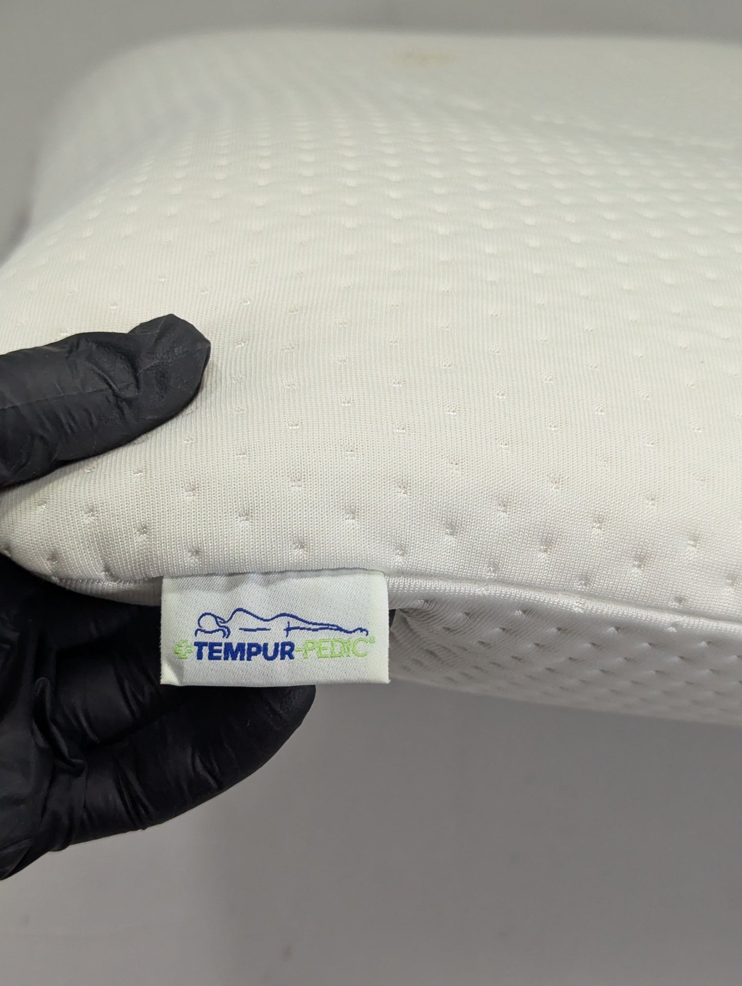 Imported Authentic Memory foam Pillow P0120