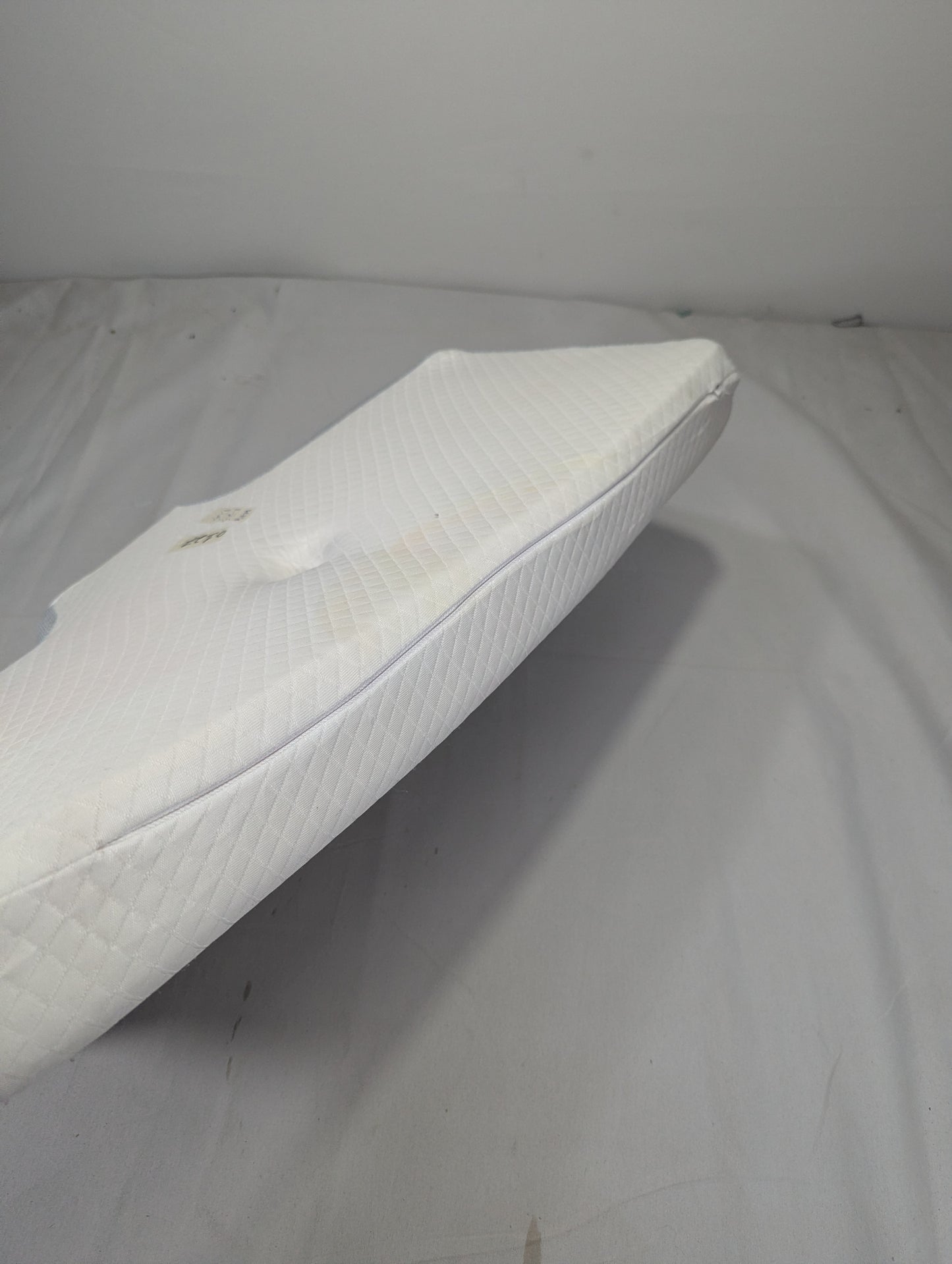 Imported Authentic Memory foam Pillow P0127