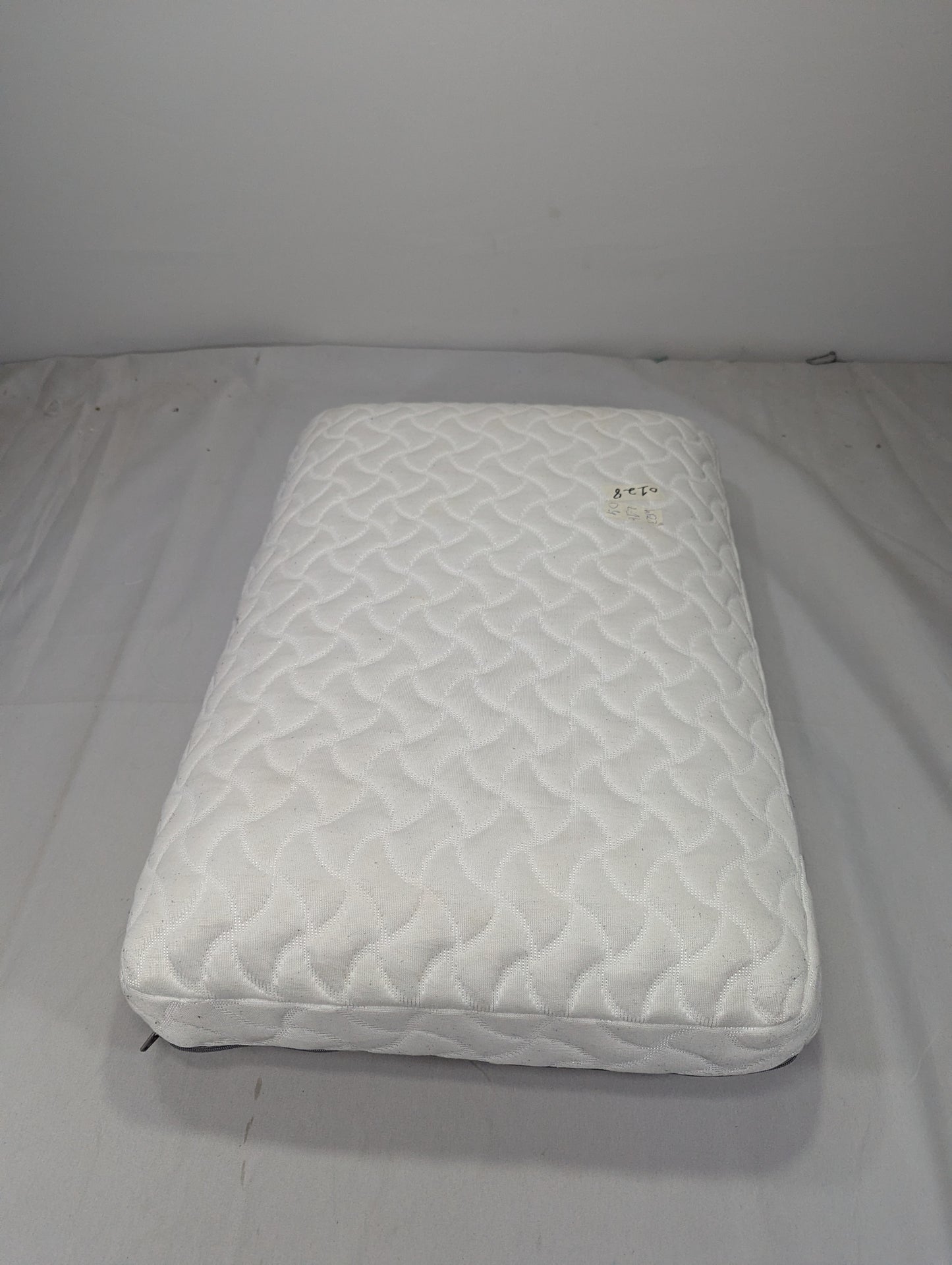Imported Authentic Memory foam Pillow P0128