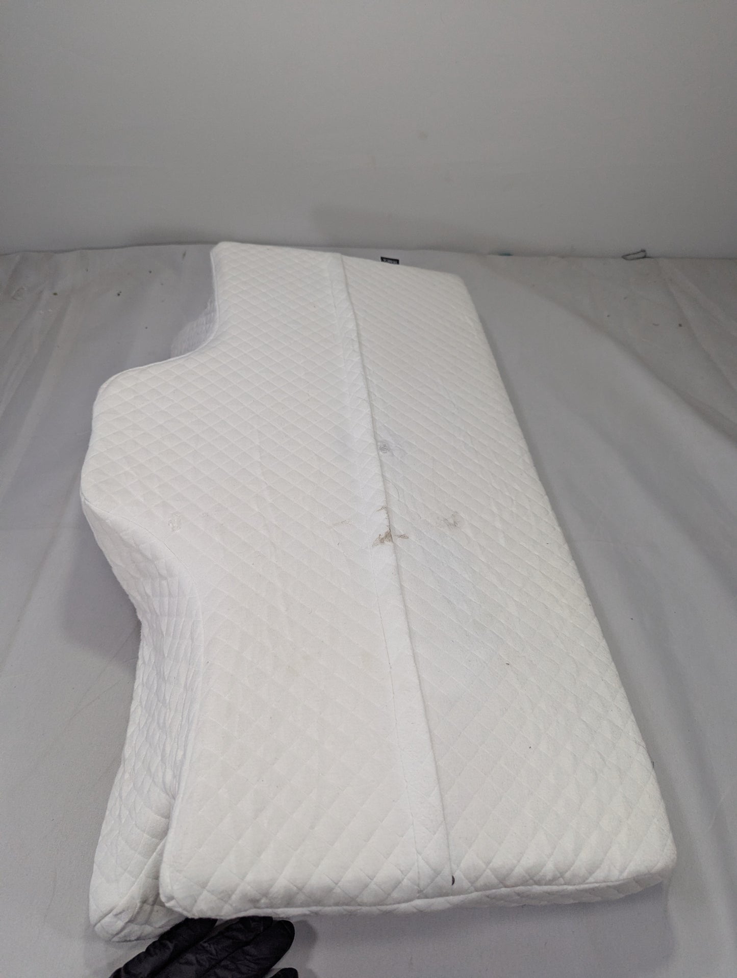 Imported Authentic Memory foam Pillow P0129