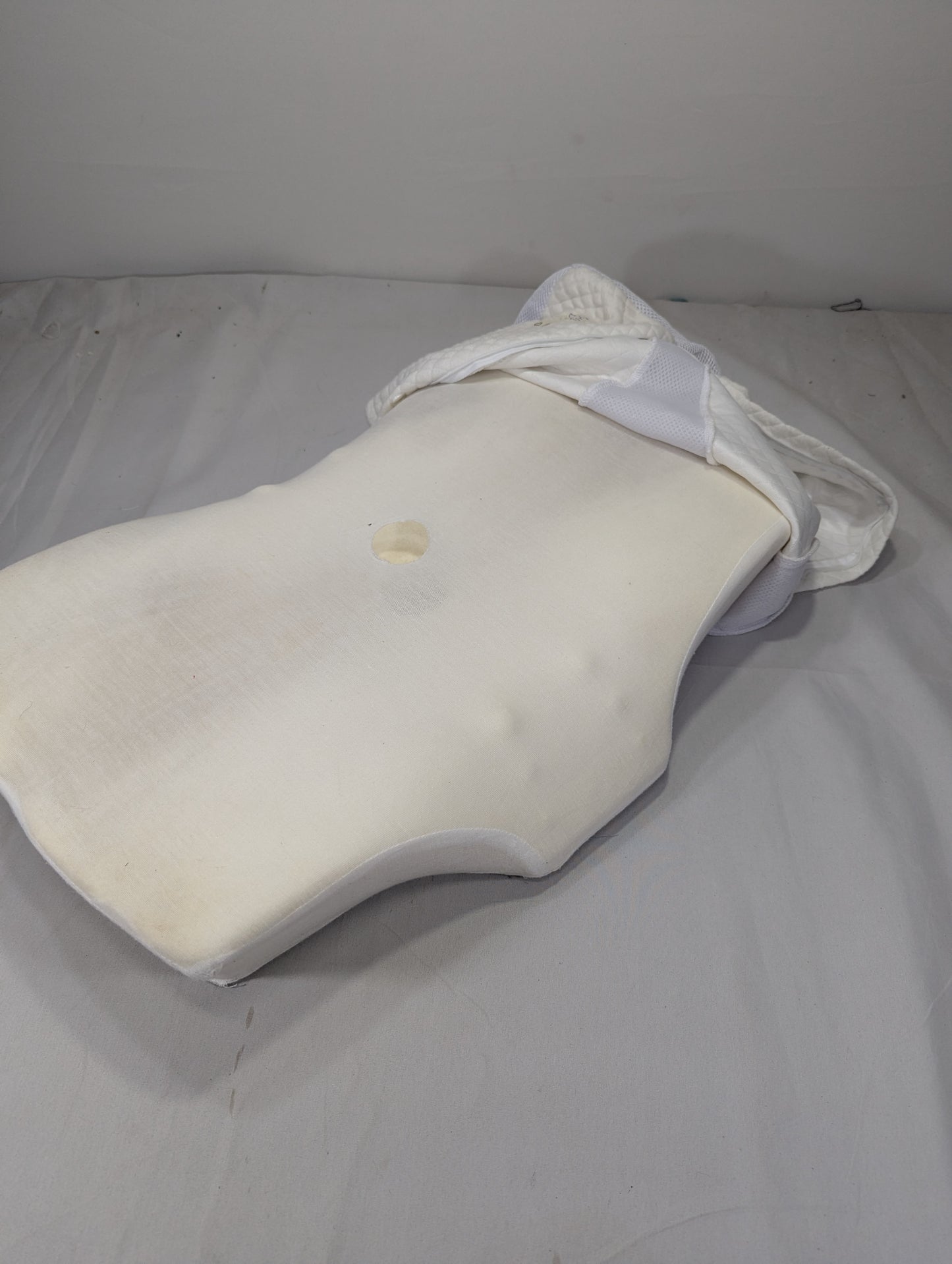 Imported Authentic Memory foam Pillow P0130
