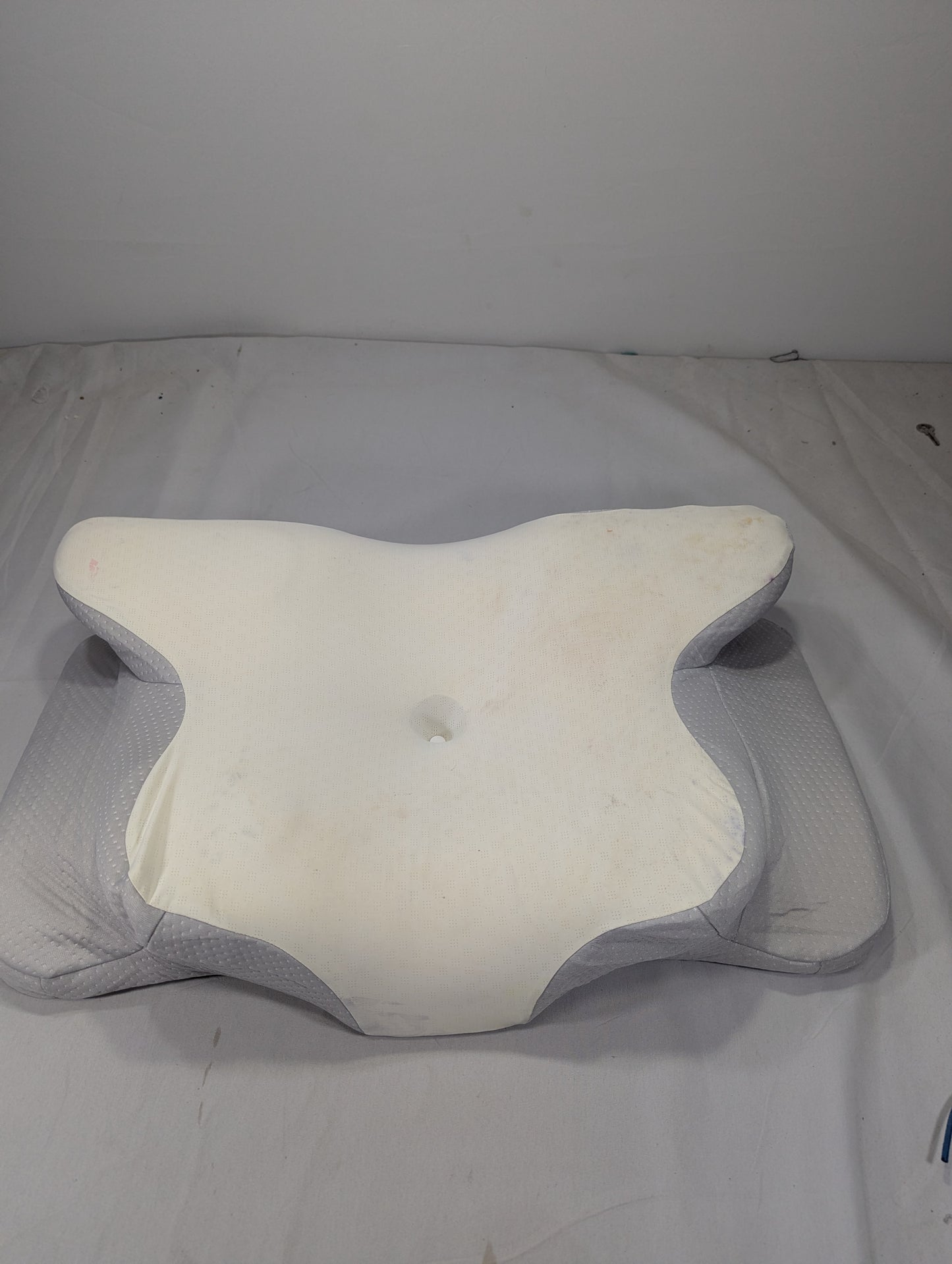 Imported Authentic Memory foam Pillow P0131