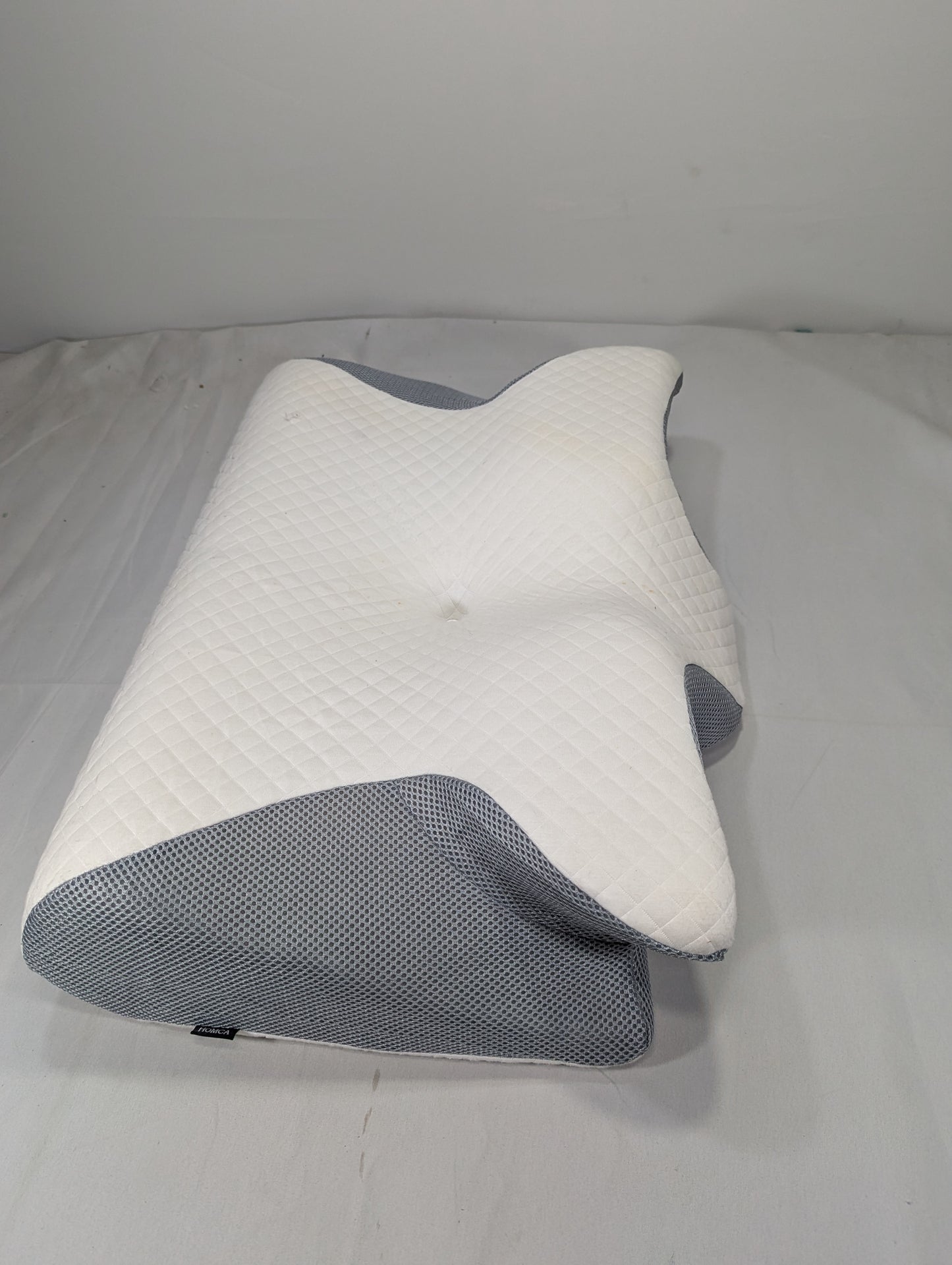 Imported Authentic Memory foam Pillow P0132