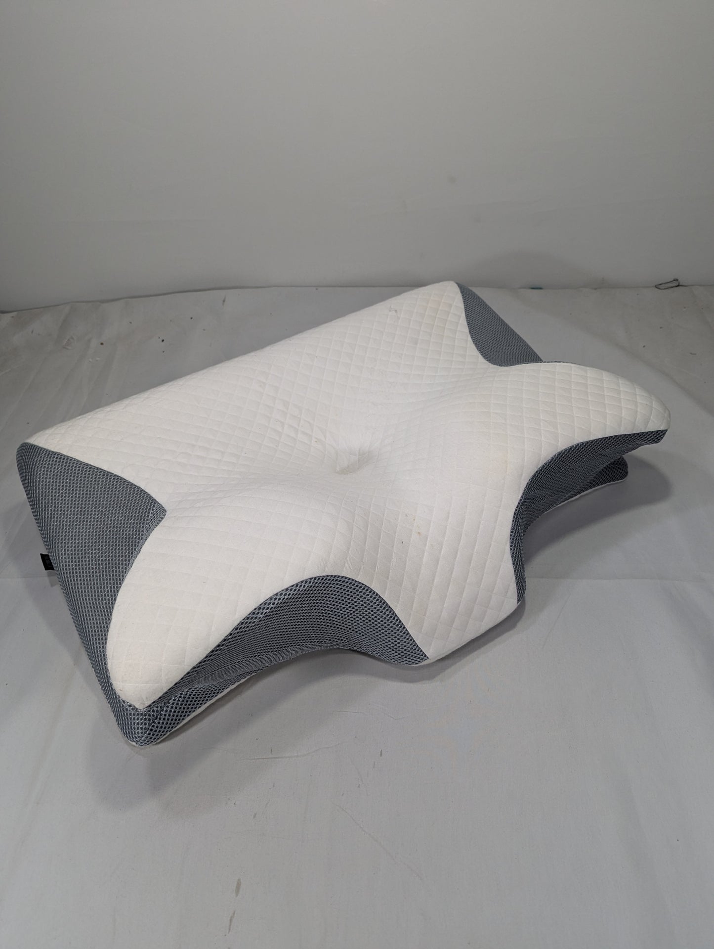 Imported Authentic Memory foam Pillow P0132