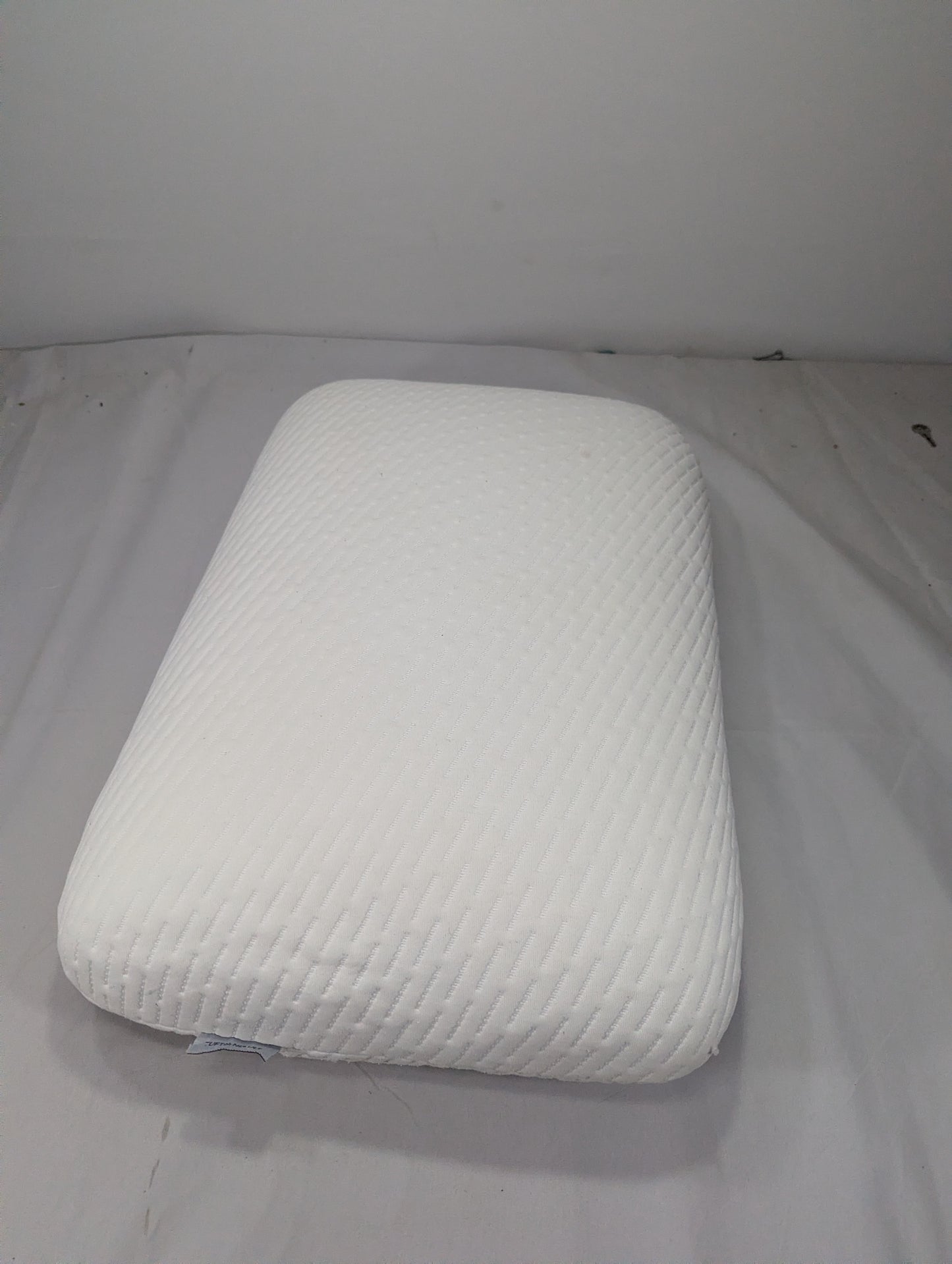 LATEX Imported Authentic Memory foam Pillow P0133
