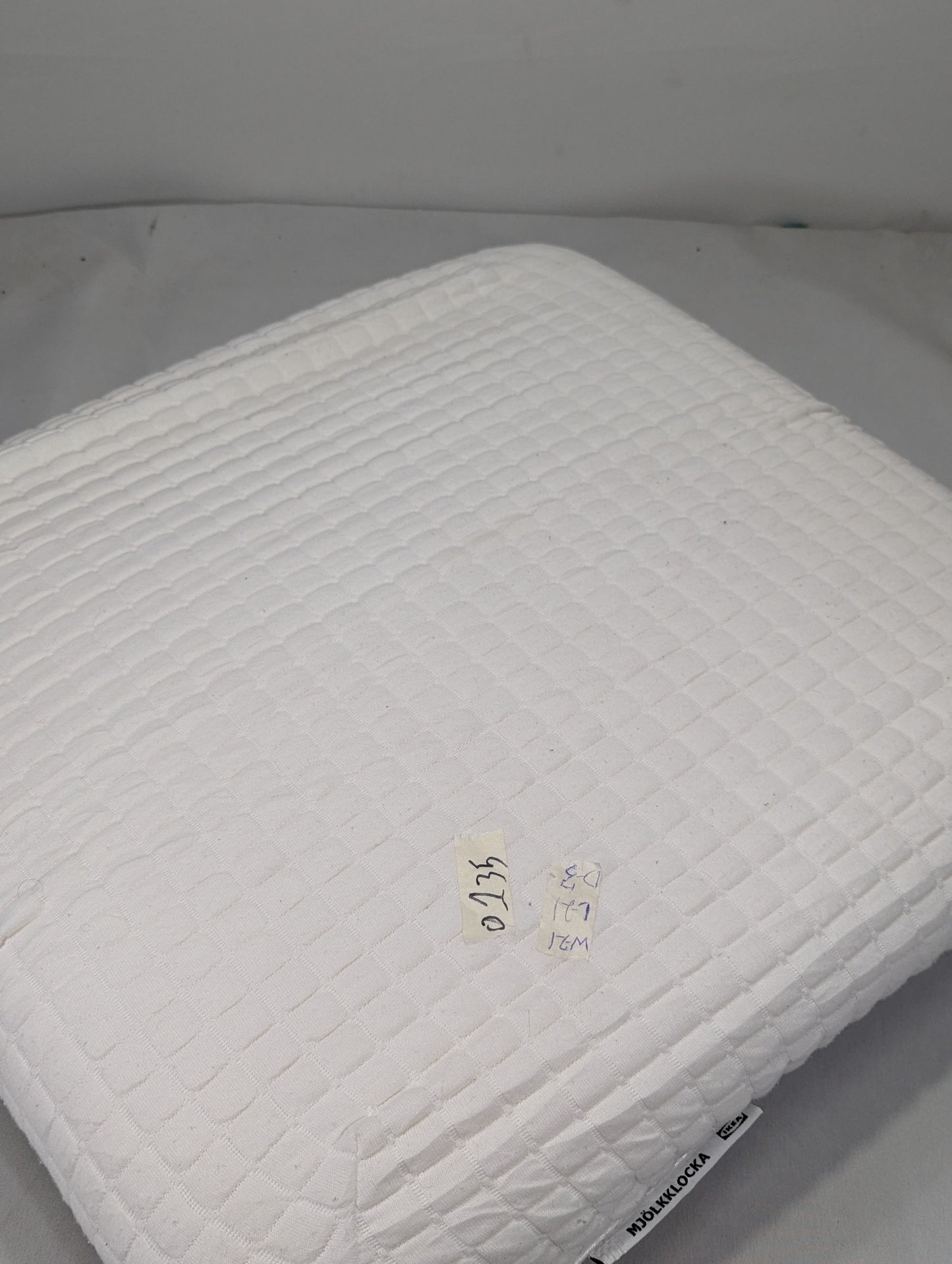 Imported Authentic Memory foam Pillow P0135