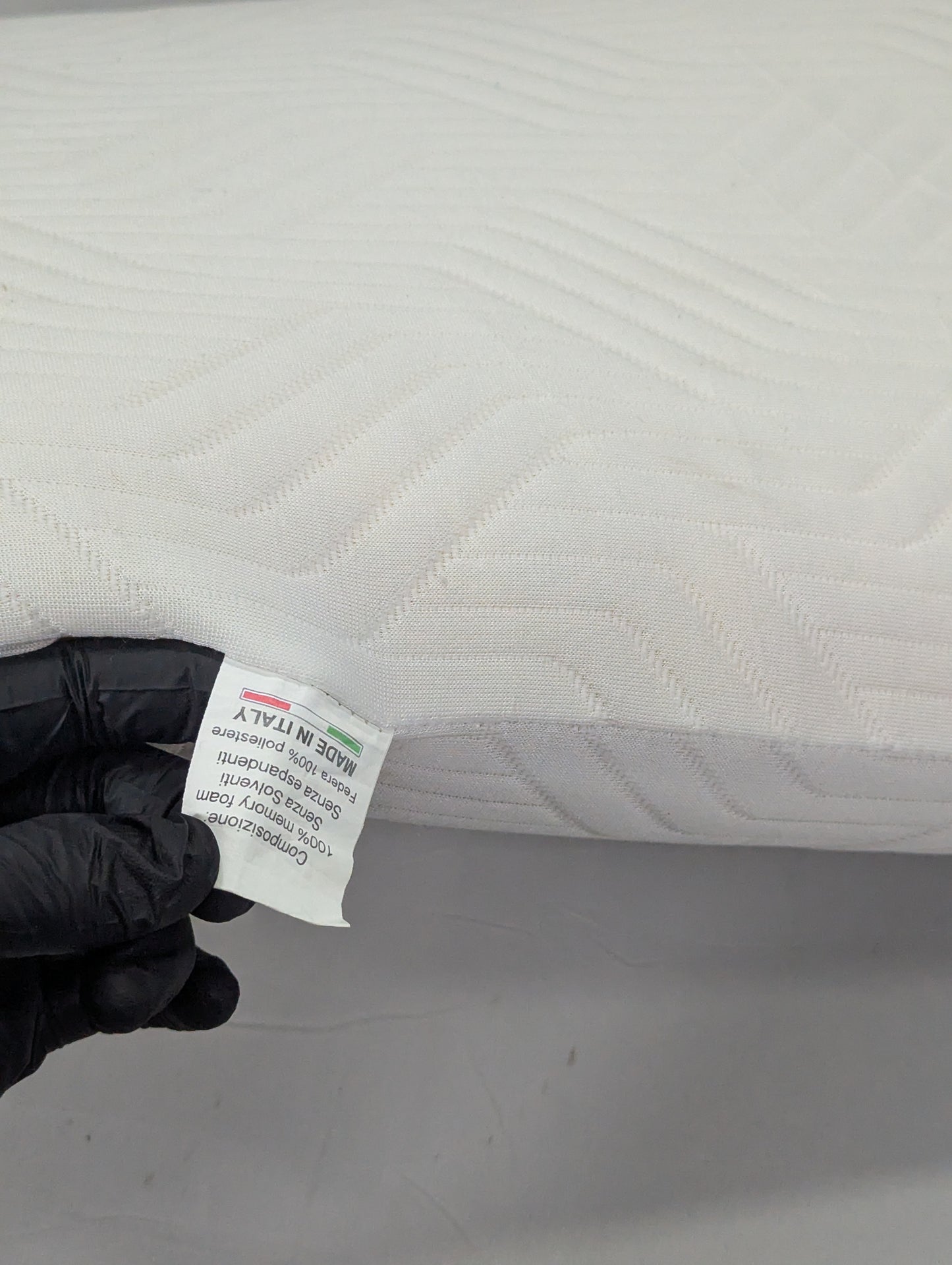 Imported Authentic Memory foam Pillow P0138