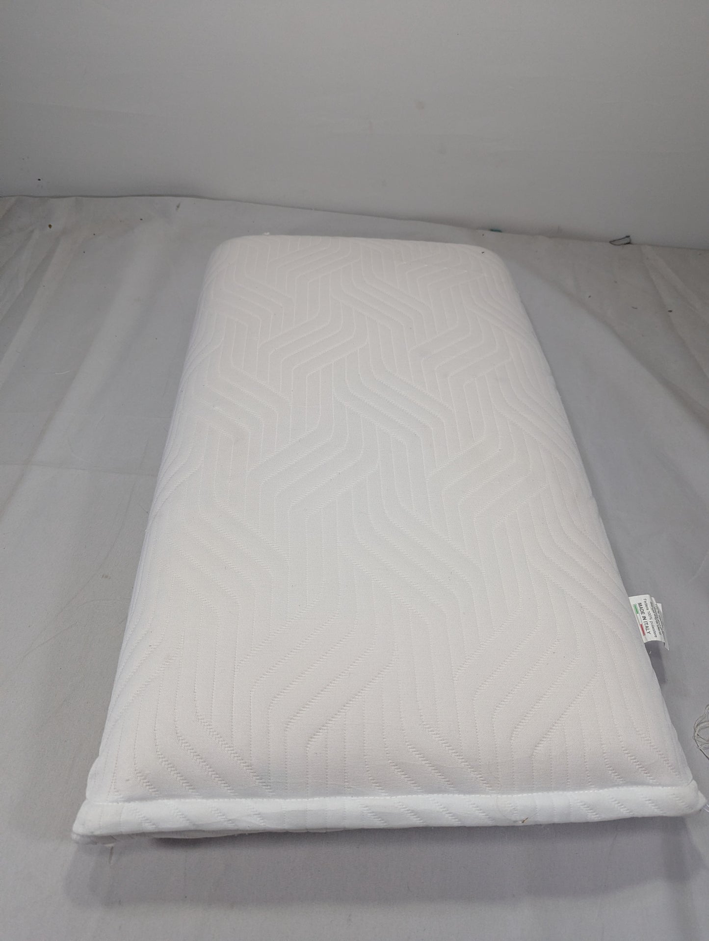 Imported Authentic Memory foam Pillow P0138