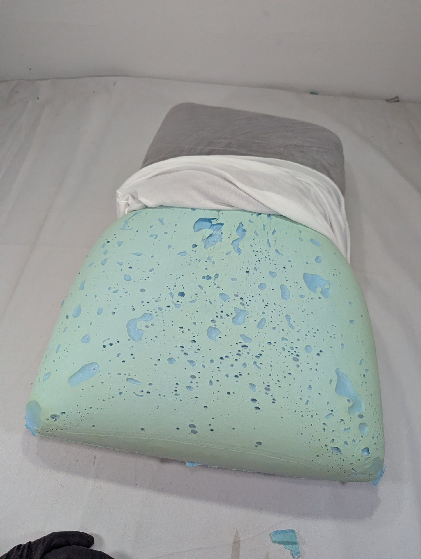 Imported Authentic Memory foam Pillow P0142