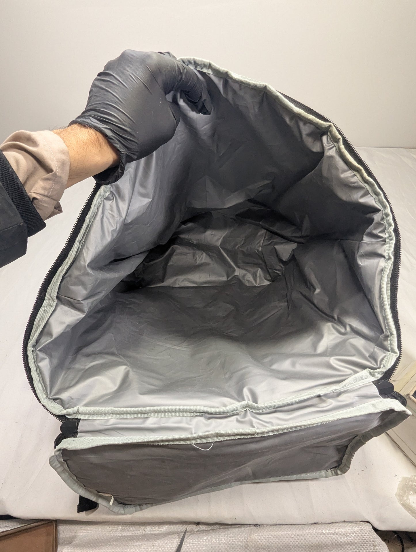 Ice pack Cooler Title will update soon