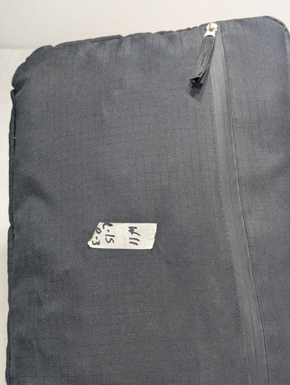 Laptop sleeve Title will update soon