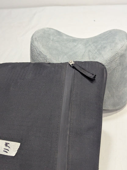 Laptop sleeve Title will update soon