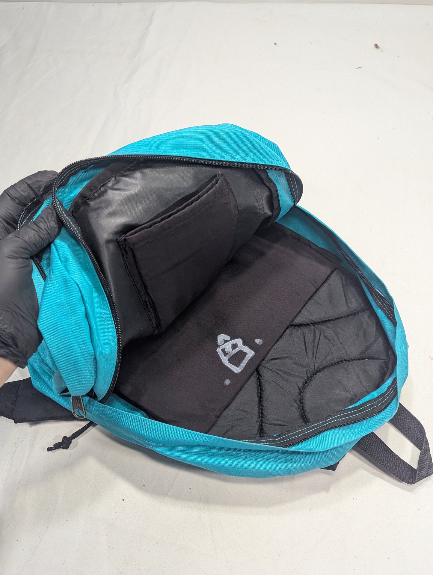 Eastpak Title will update soon