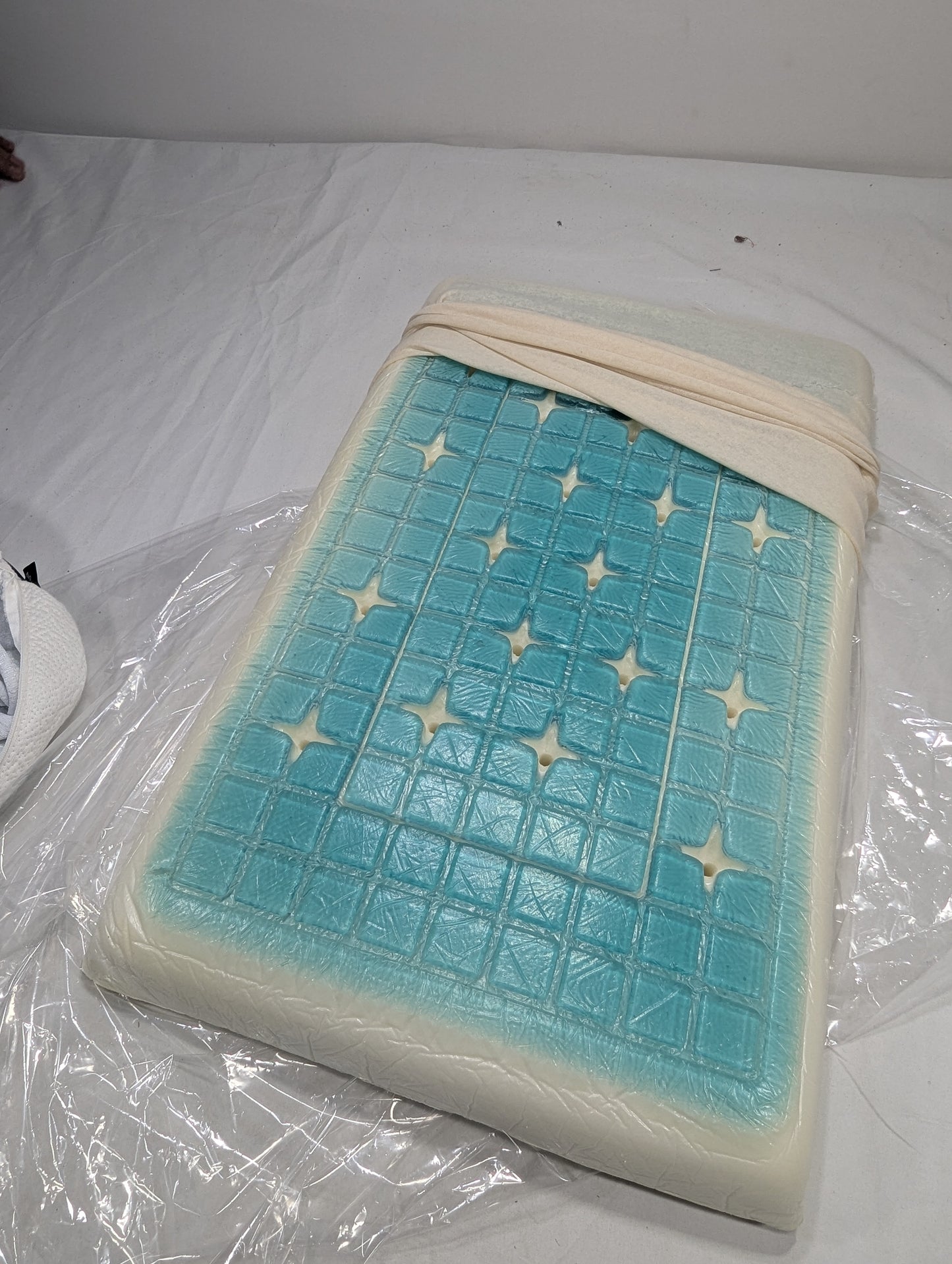 Gel Imported Authentic Memory foam Pillow/baby mate  P0146