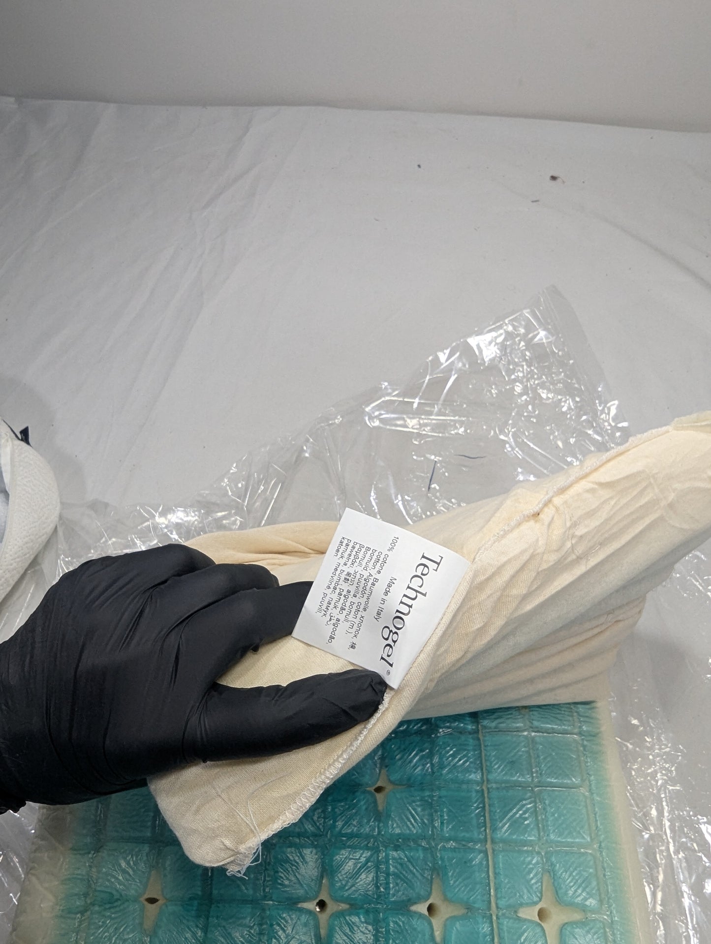 Gel Imported Authentic Memory foam Pillow/baby mate  P0146