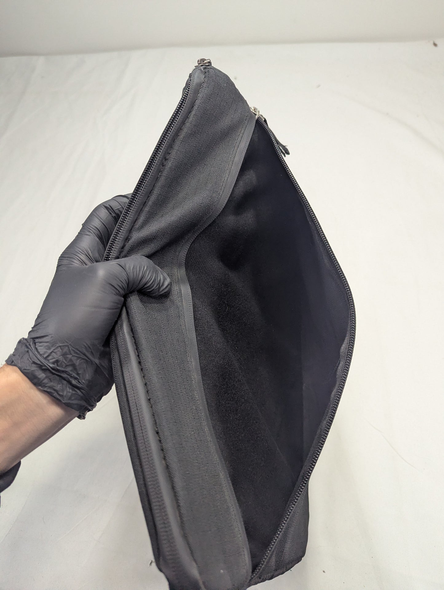 Laptop sleeve Title will update soon