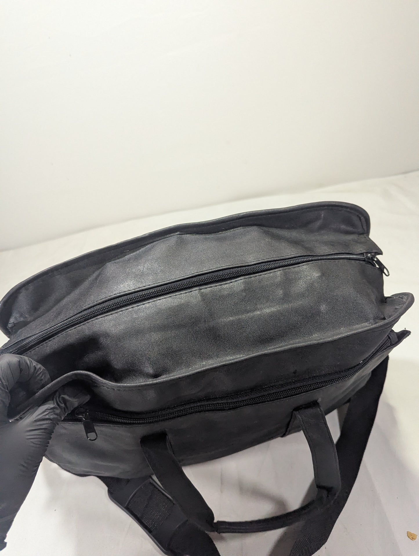 LEATHER Title will update soon