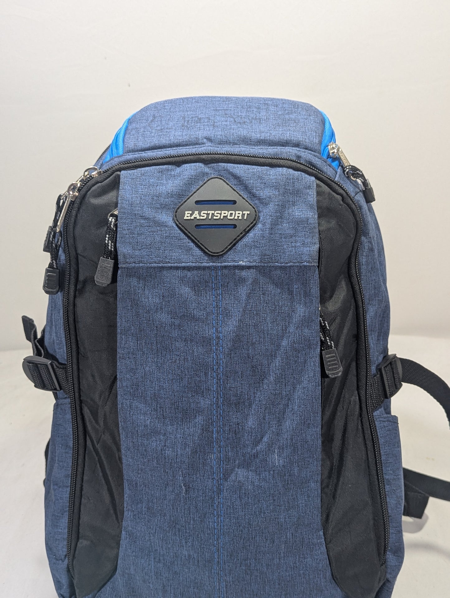 EASTPAK Title will update soon