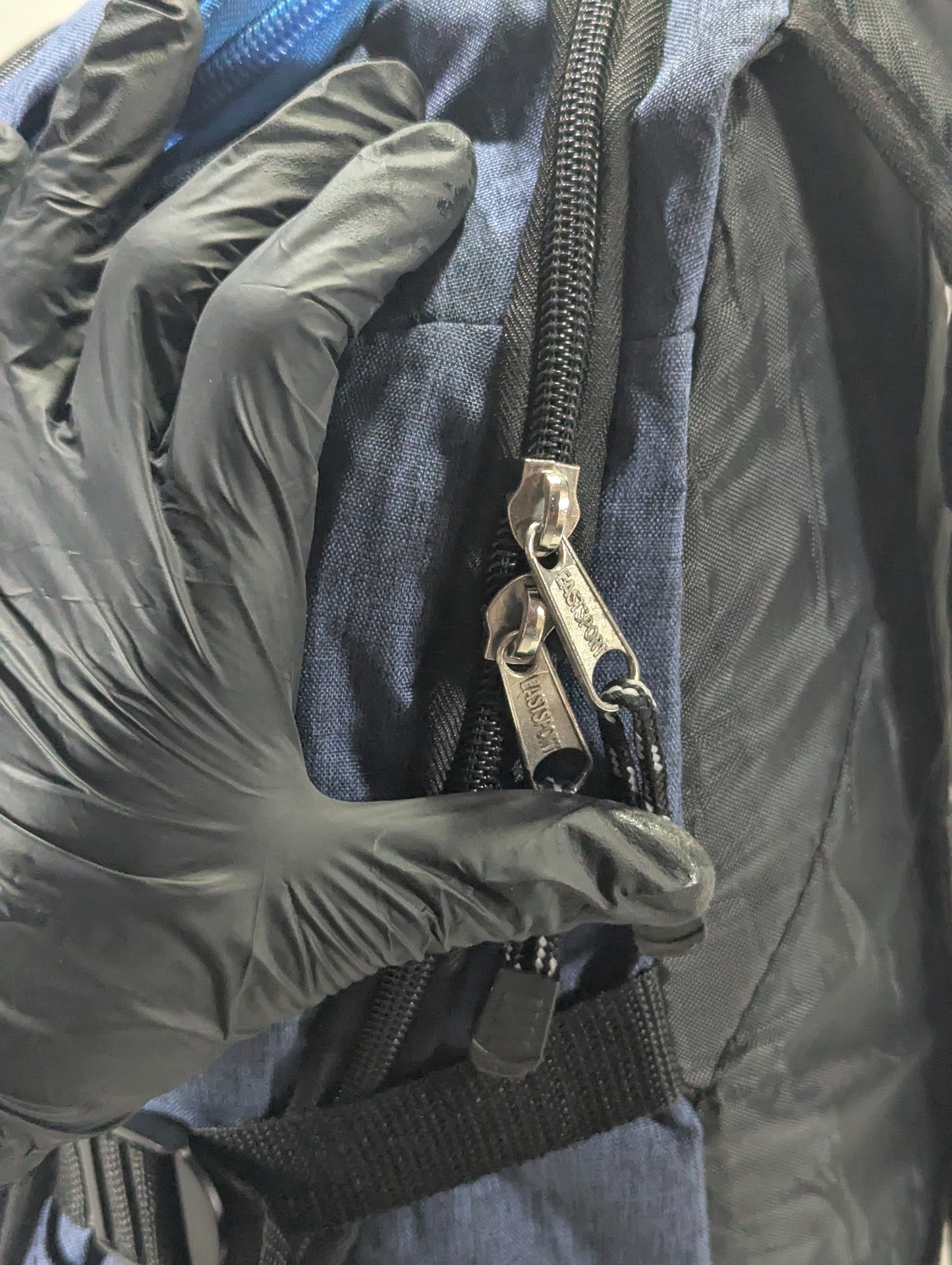 EASTPAK Title will update soon