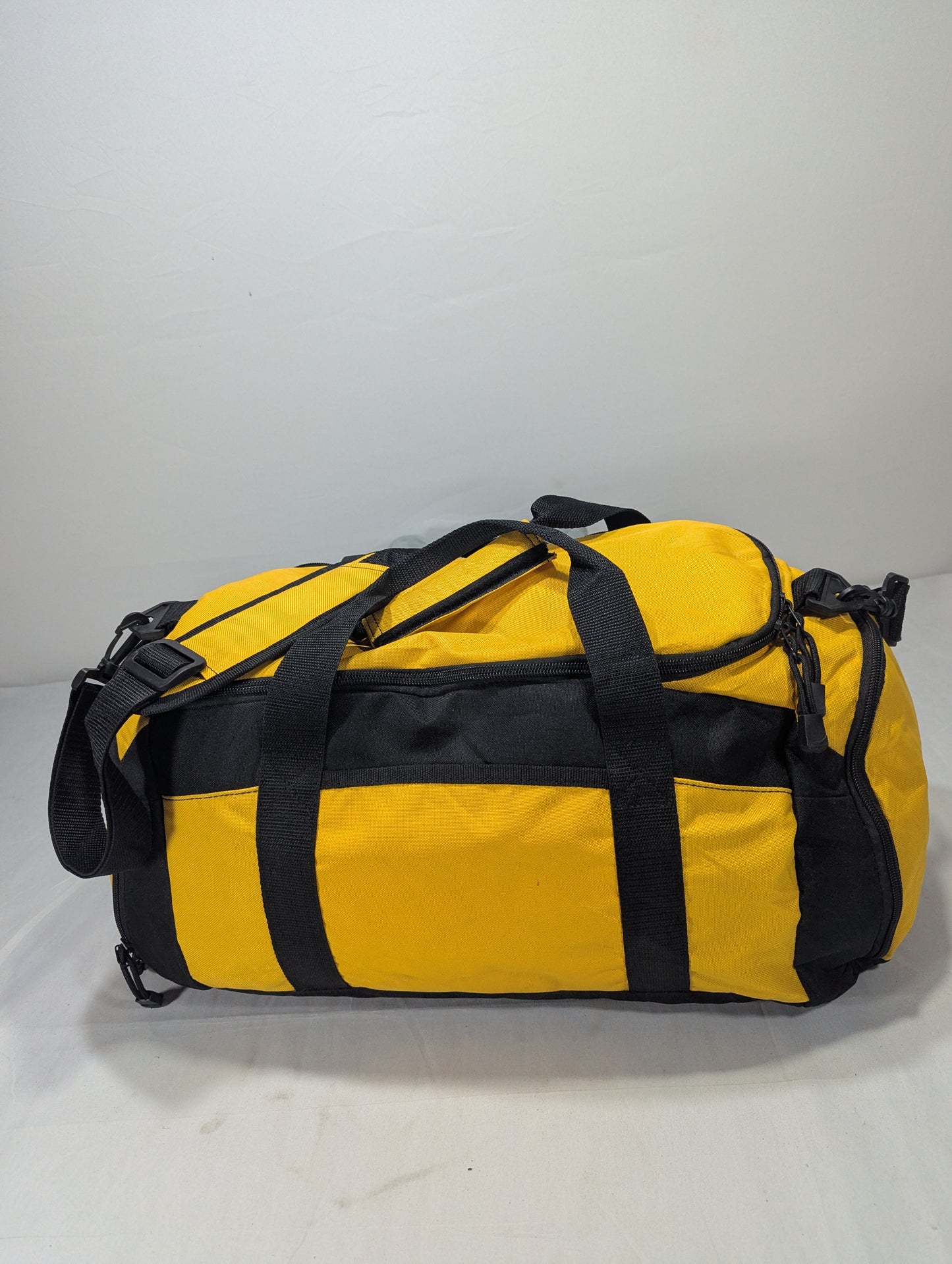 GYM bag Title will update soon