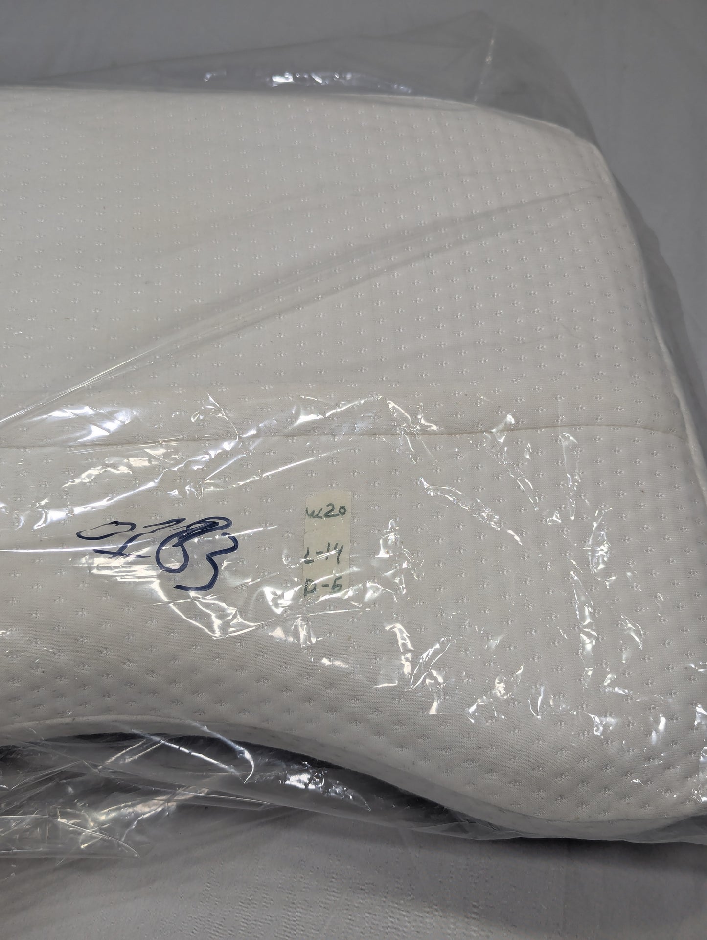 Imported Authentic Memory foam Pillow P0183