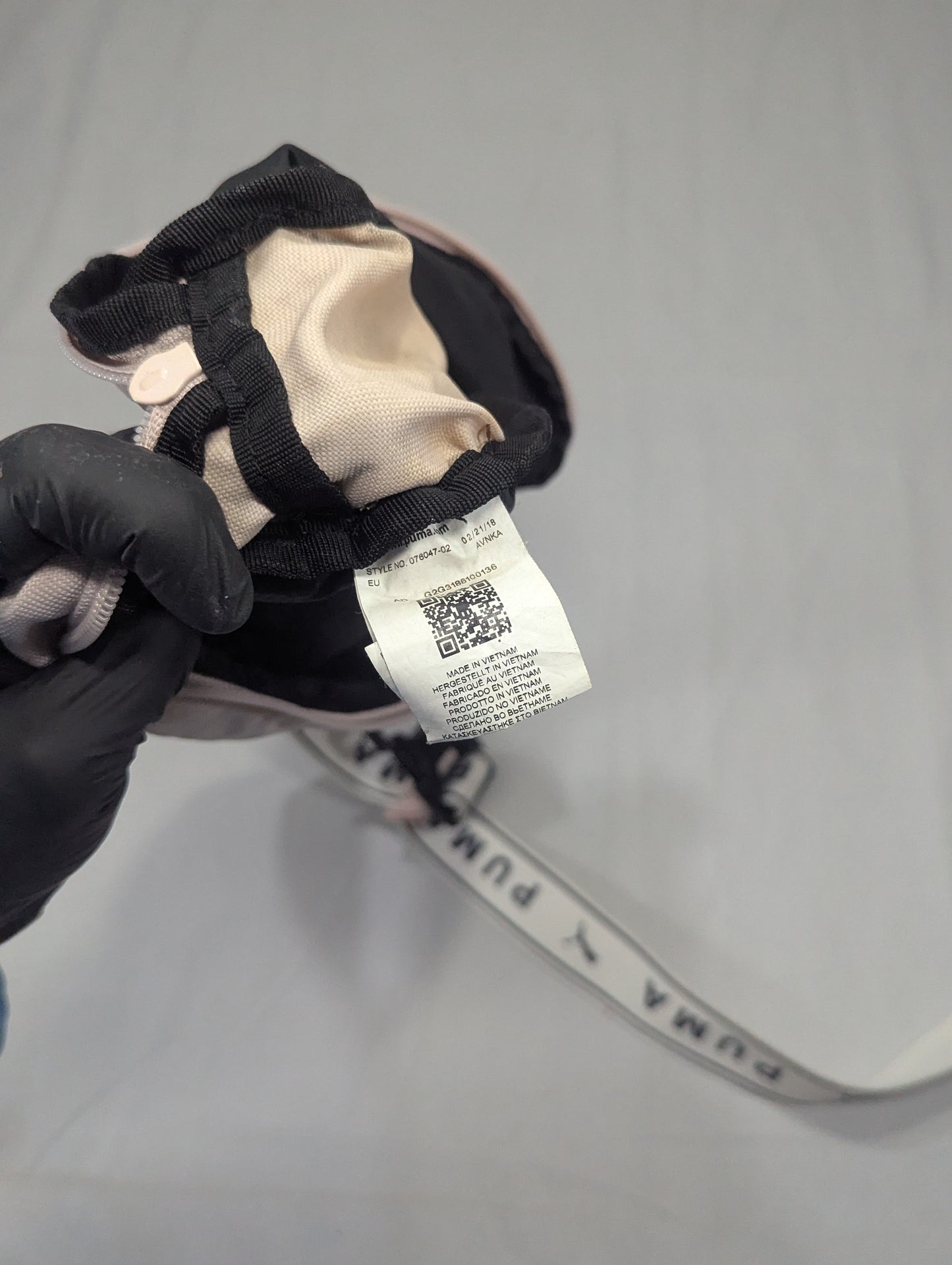 PUMA Waist belt Title will update soon