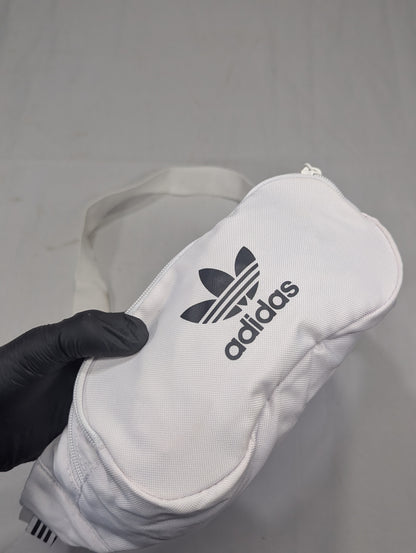 ADIDAS  Waist belt Title will update soon