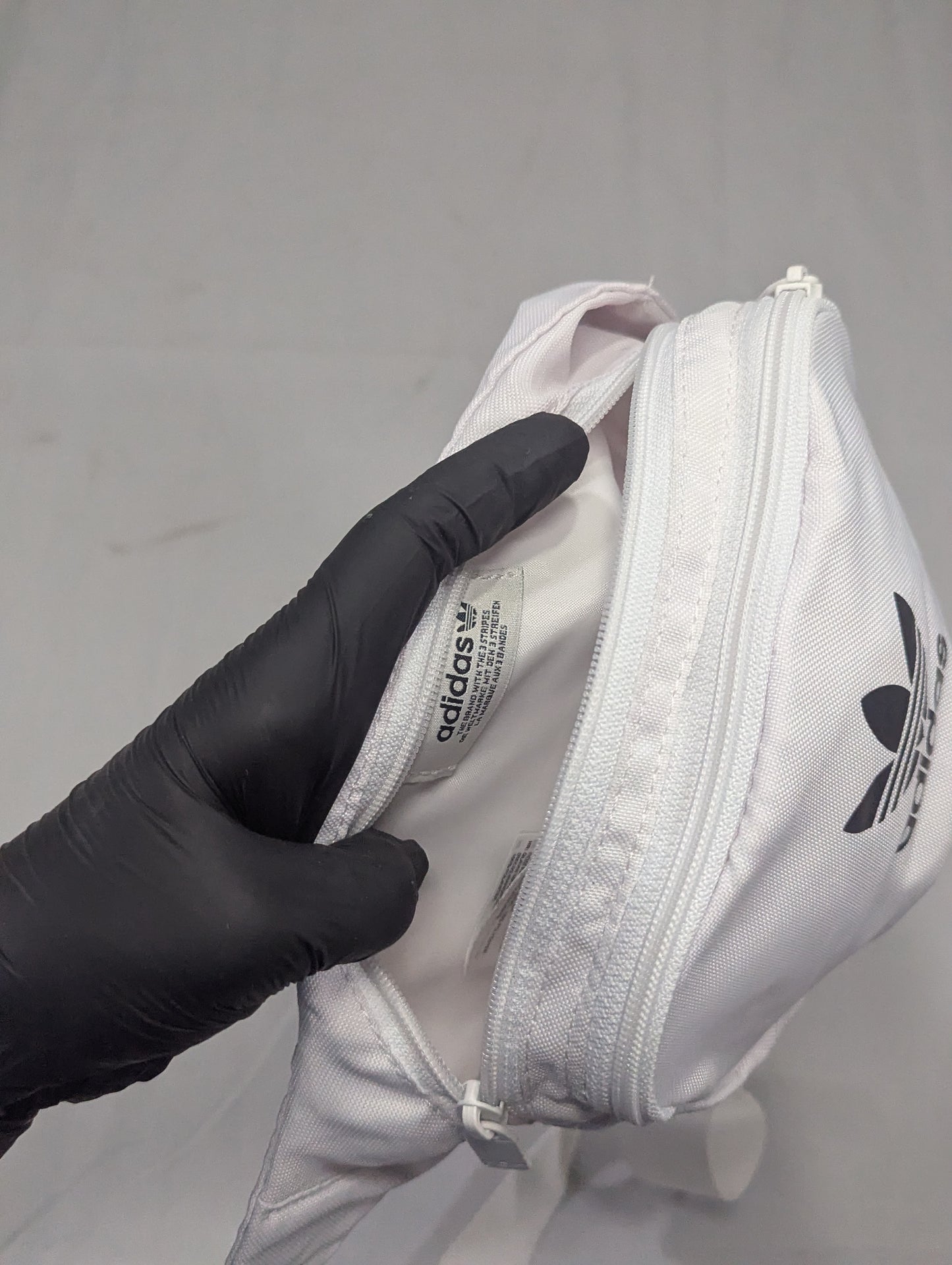 ADIDAS  Waist belt Title will update soon