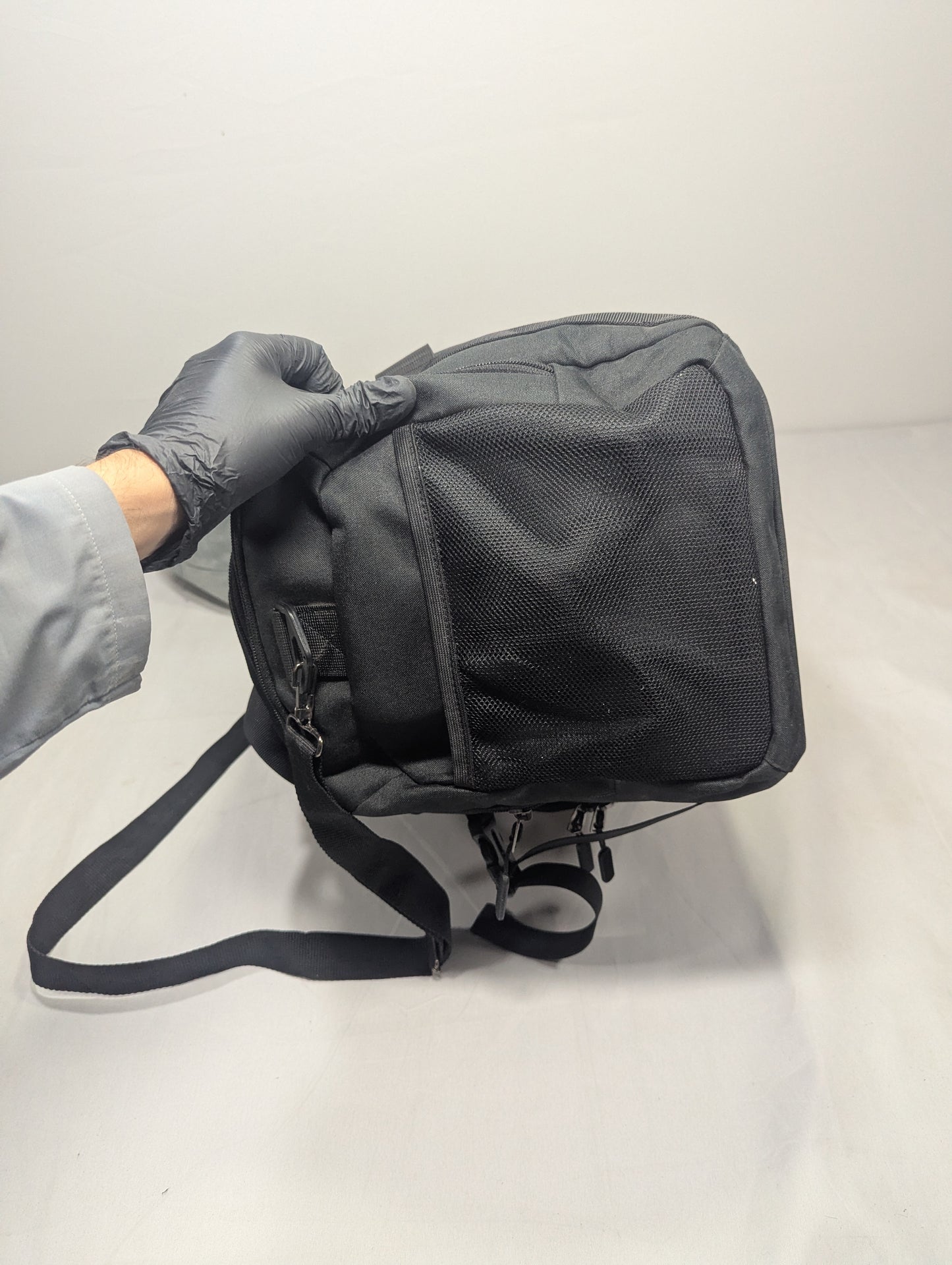 Duffle bag Title will update soon