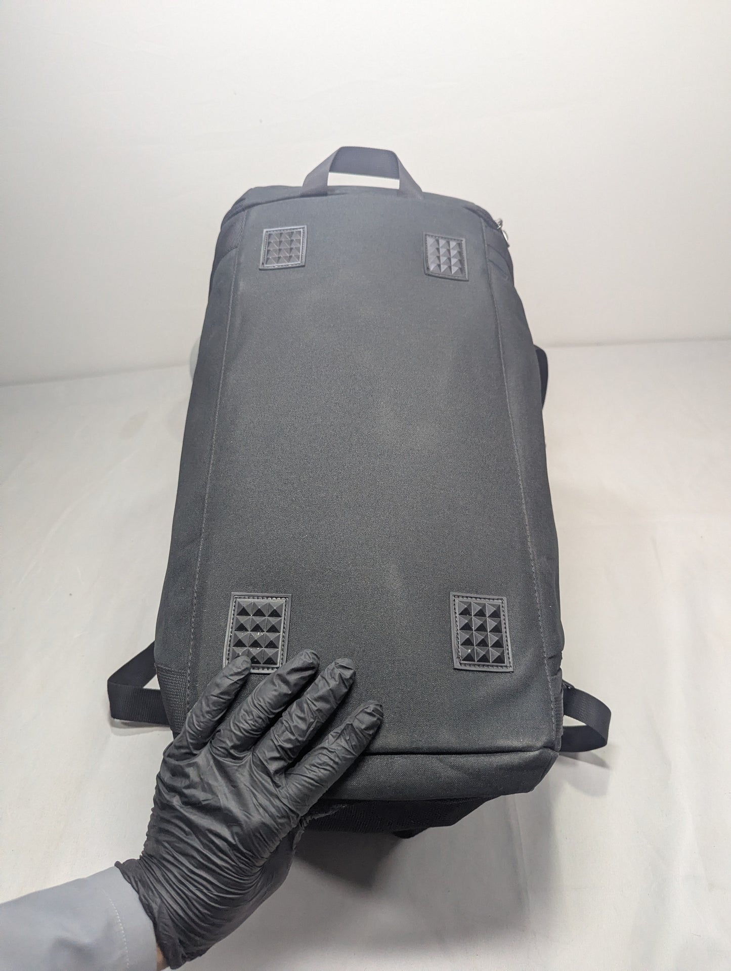 Duffle bag Title will update soon