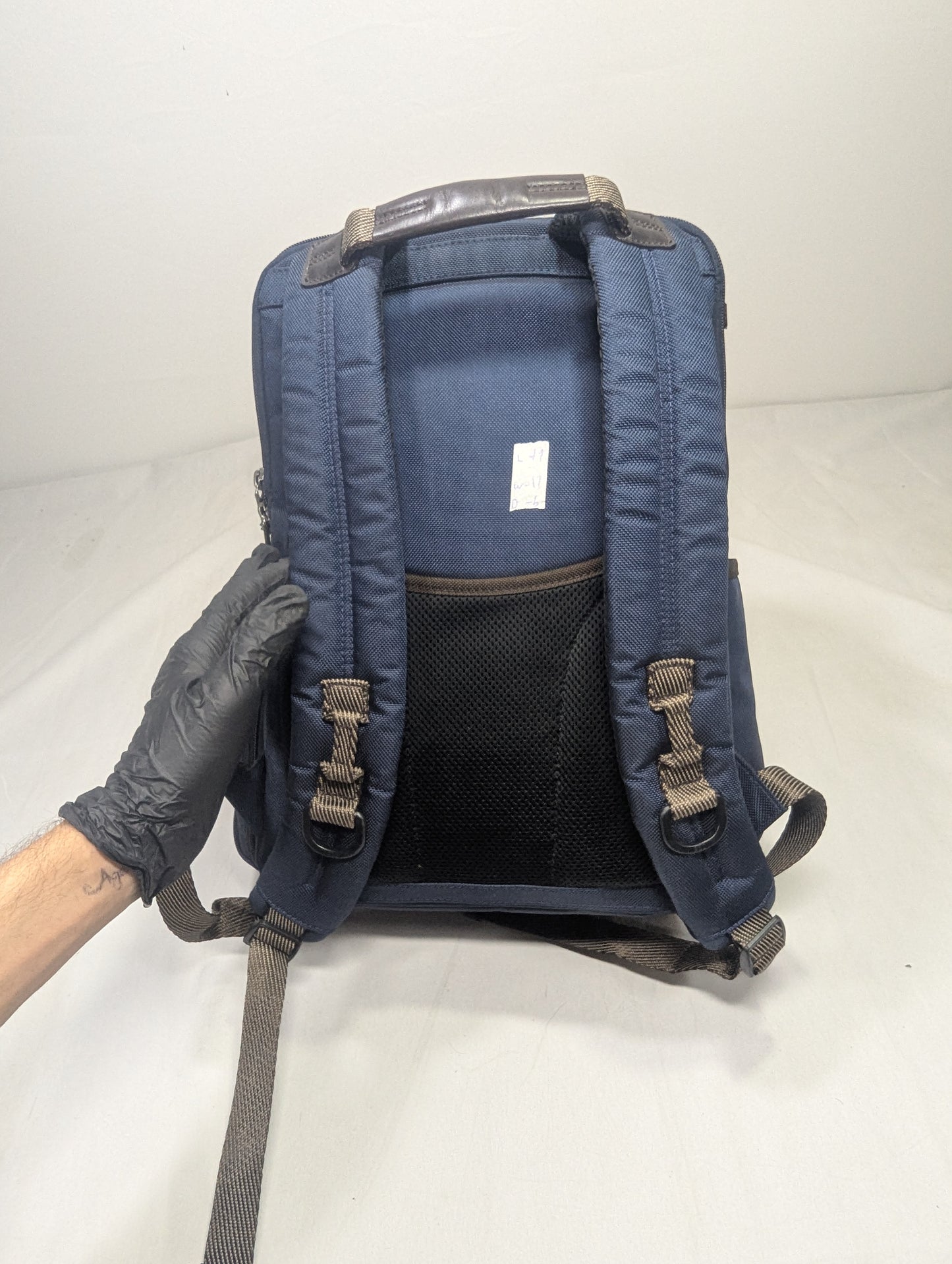TUMI title will update soon