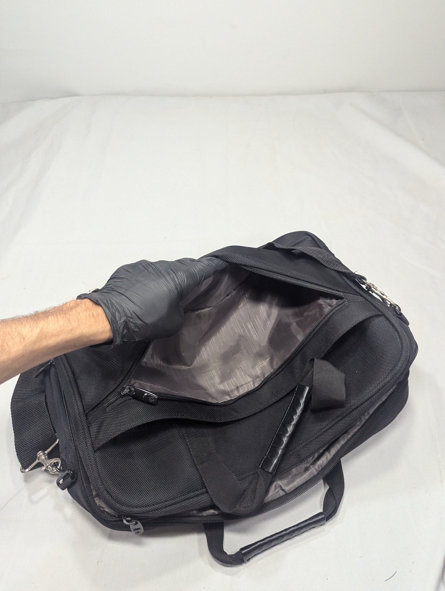 Samsonite title will update soon