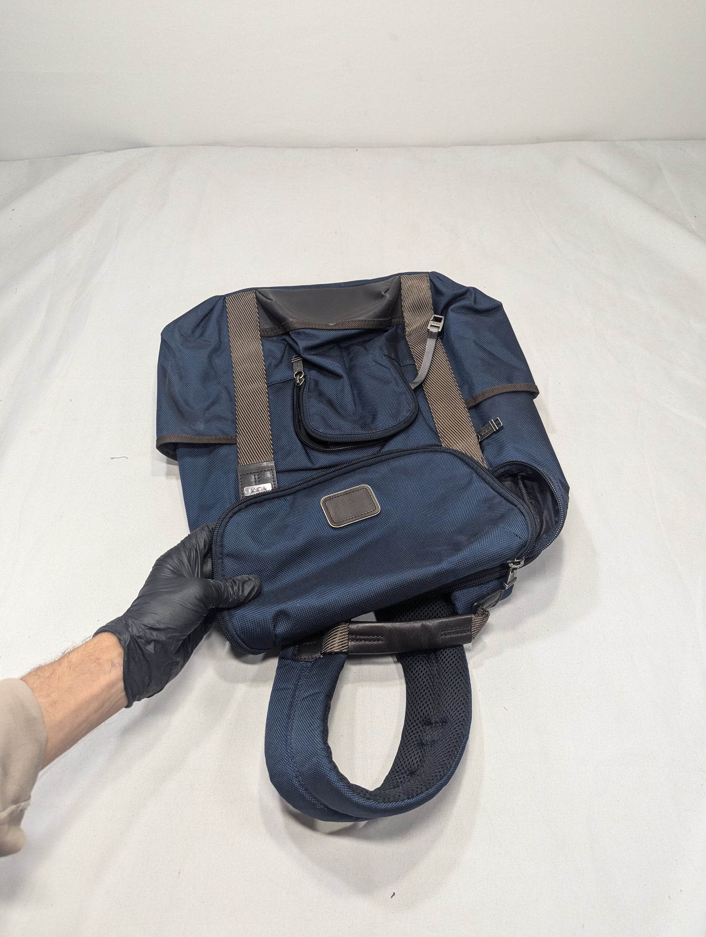 TUMI title will update soon