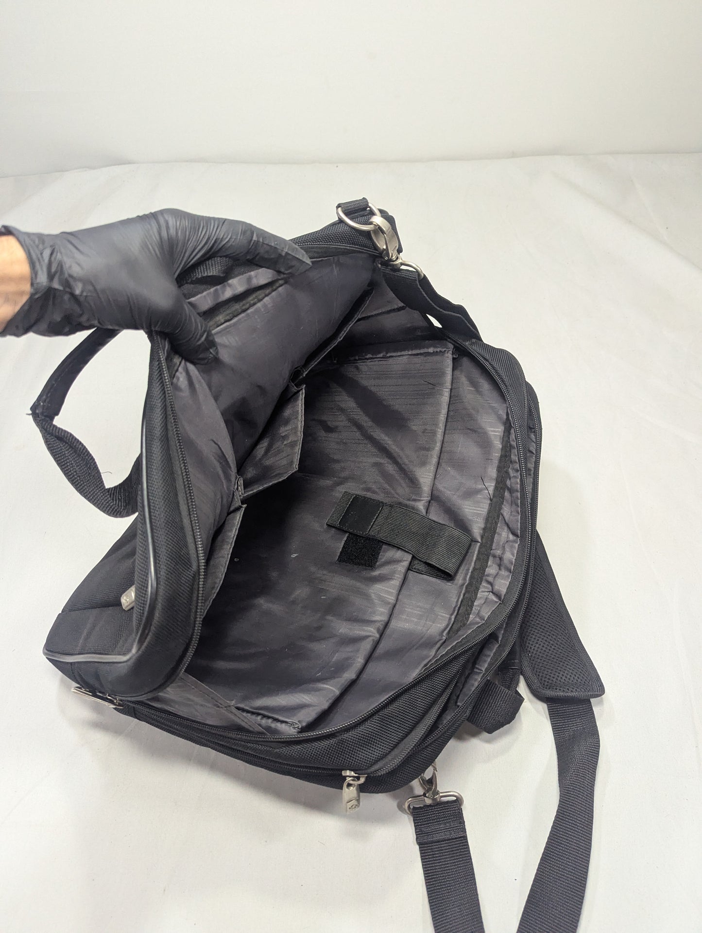 Samsonite title will update soon