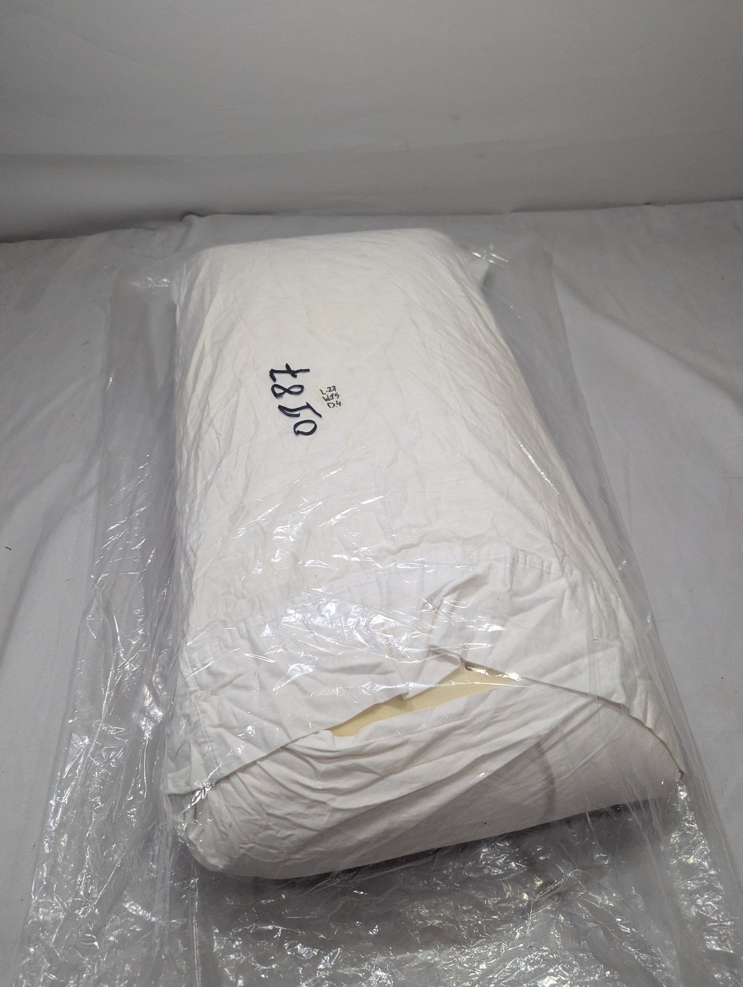 Imported Lot Memory foam Pillow P0187