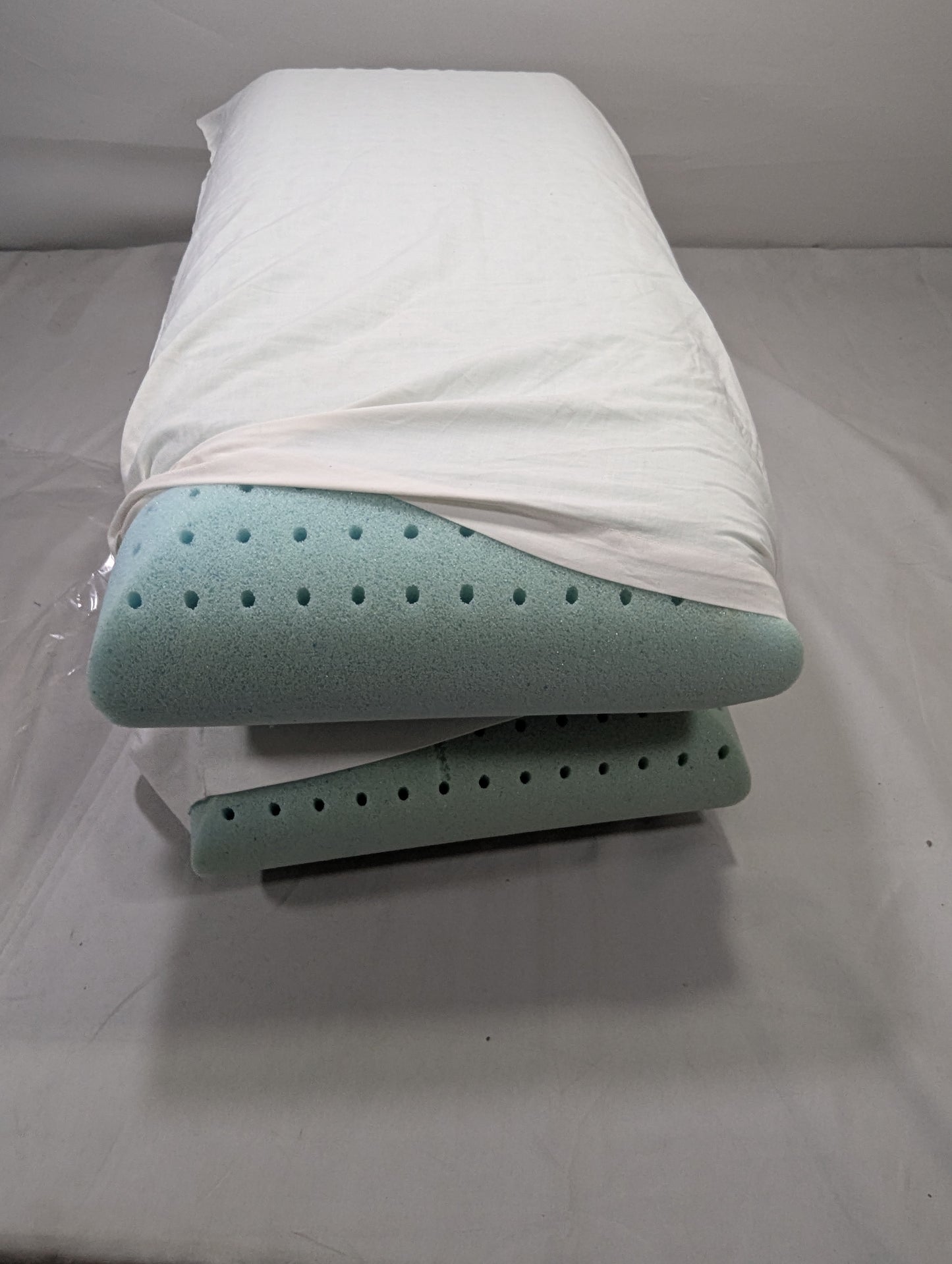 Pair Imported Lot Memory foam Pillow P0191