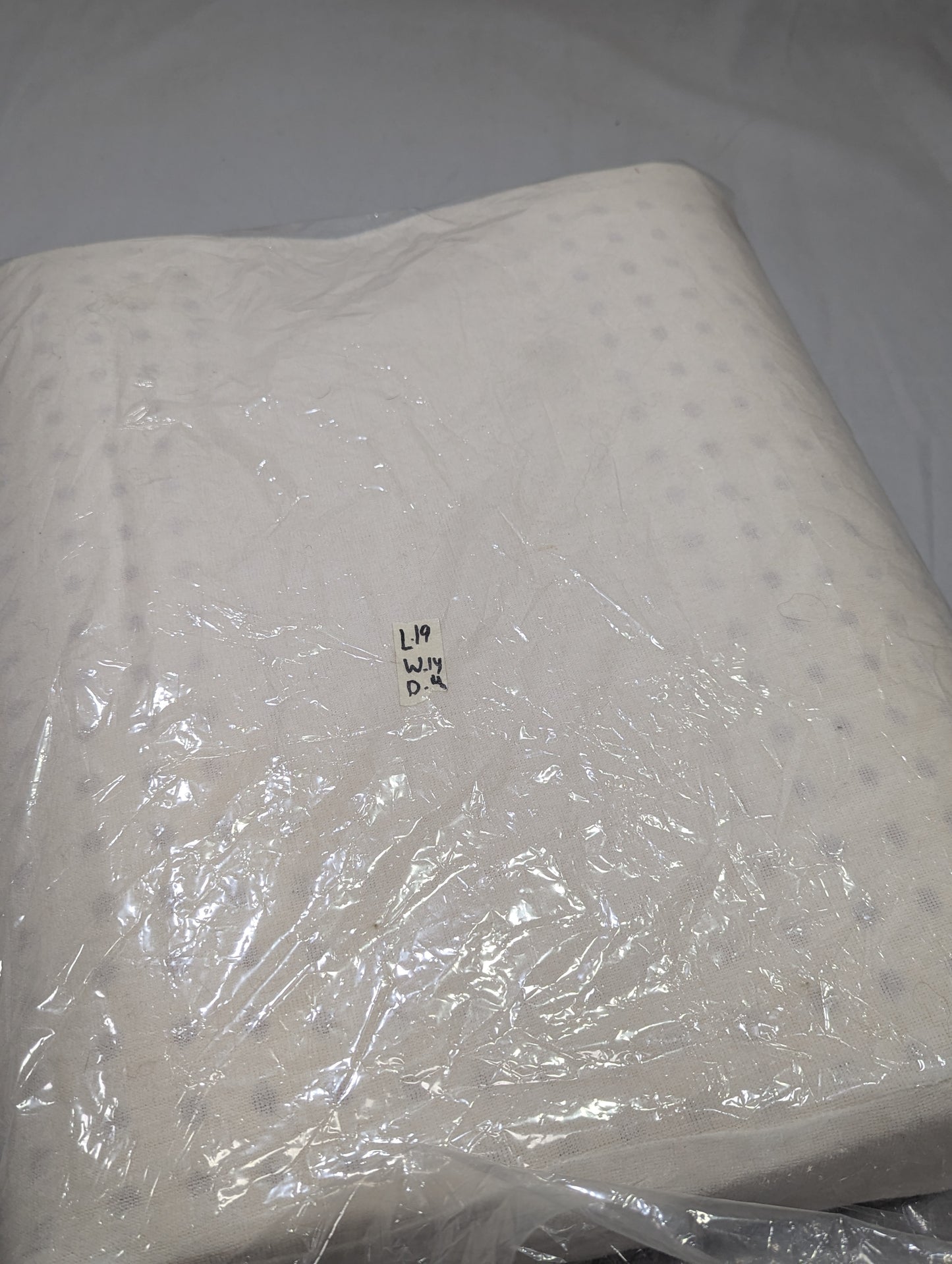 LATEX Imported Lot Memory foam Pillow P0200