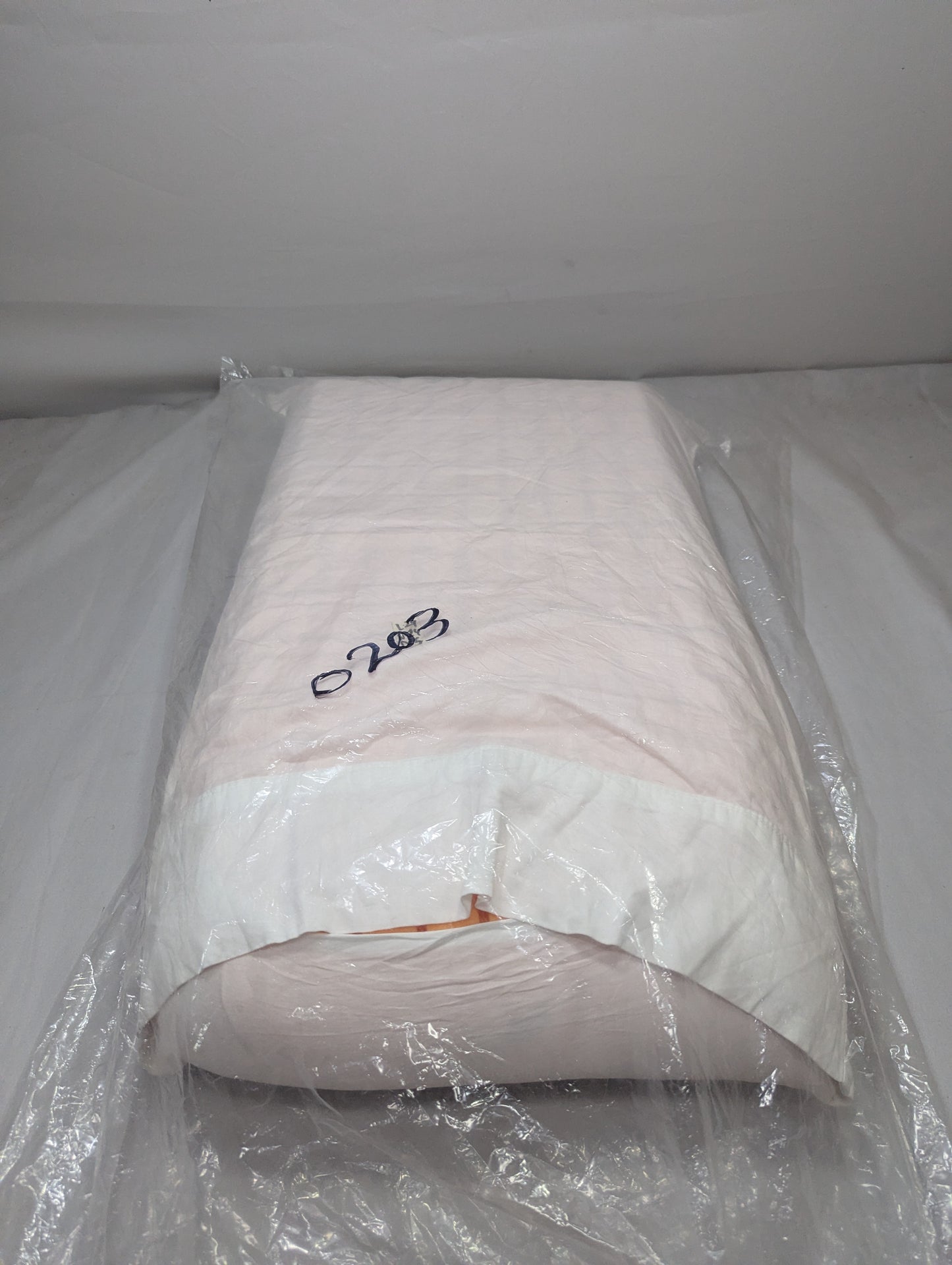 Imported Lot Memory foam Pillow P0203