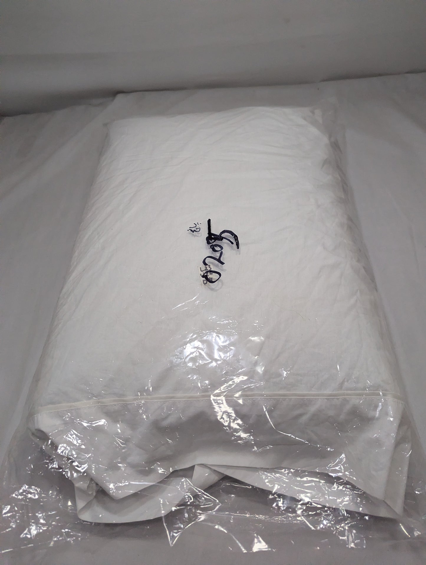 LATEX Imported Lot Memory foam Pillow P0205