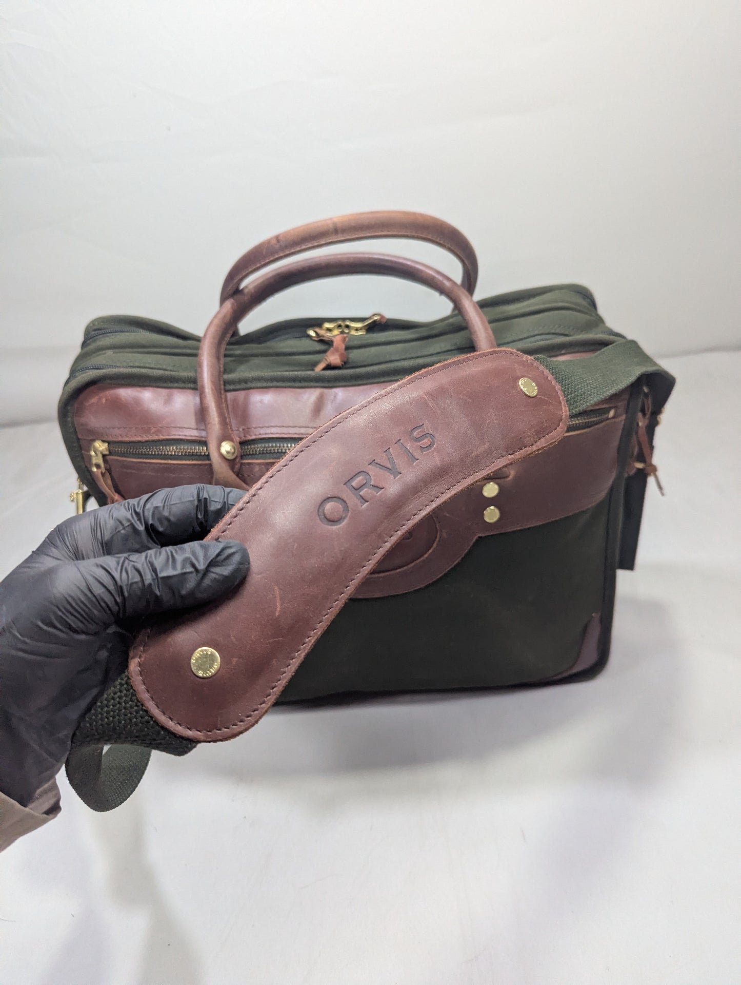 Leather Briefcase Title will update soon